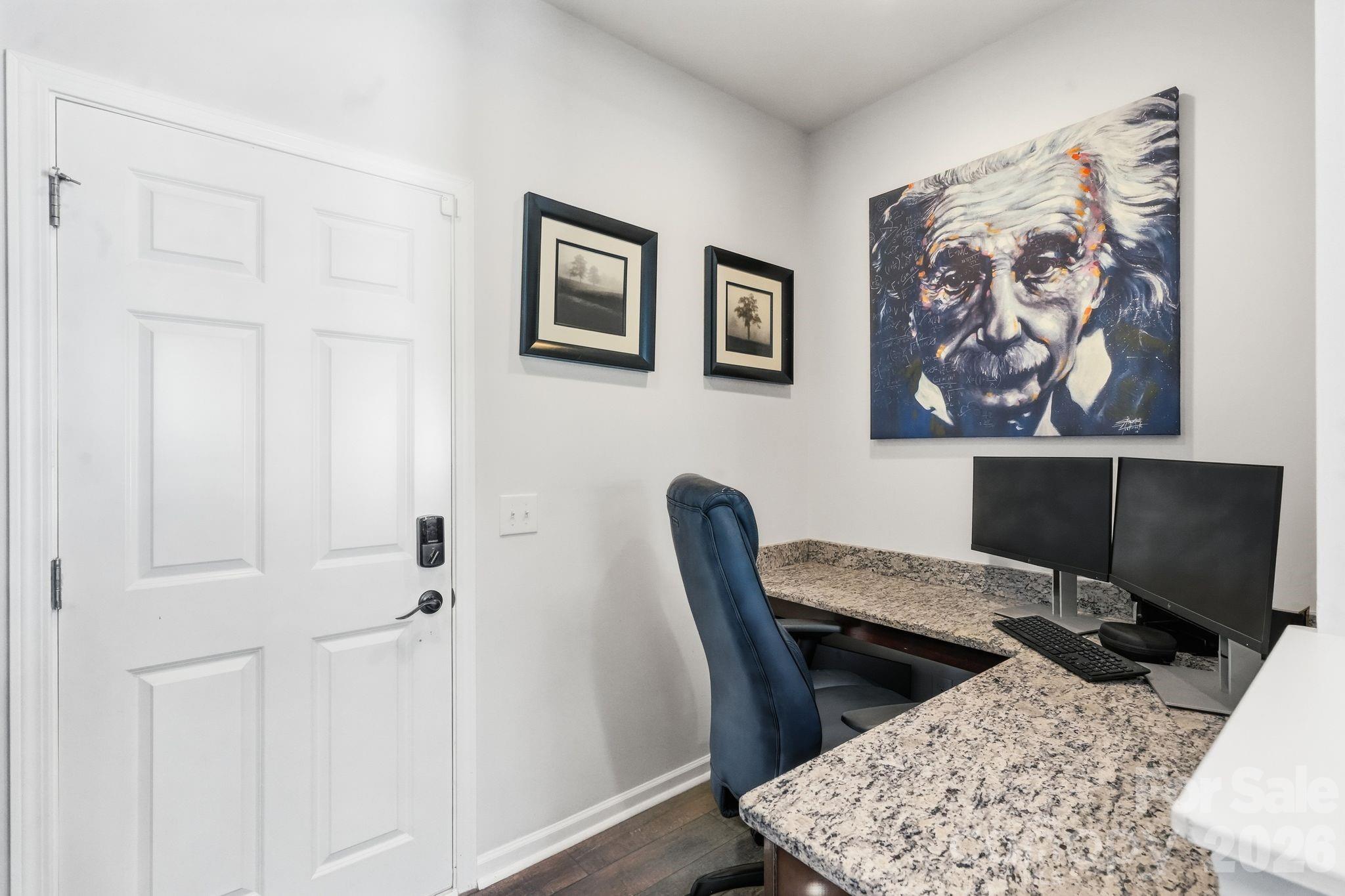 main property photo 7