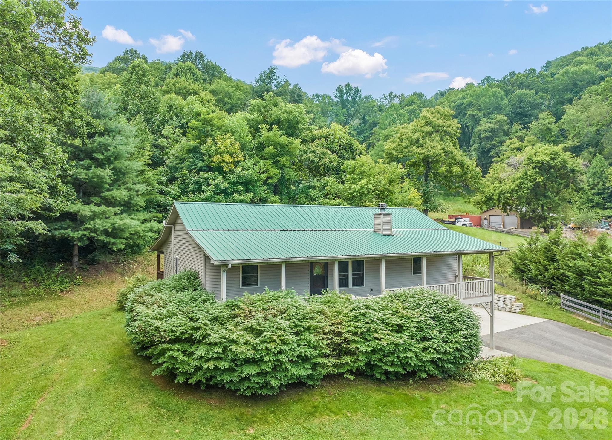 main property photo 31