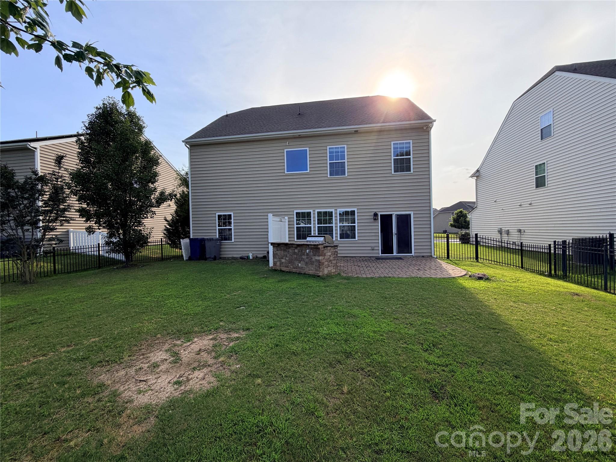 main property photo 44
