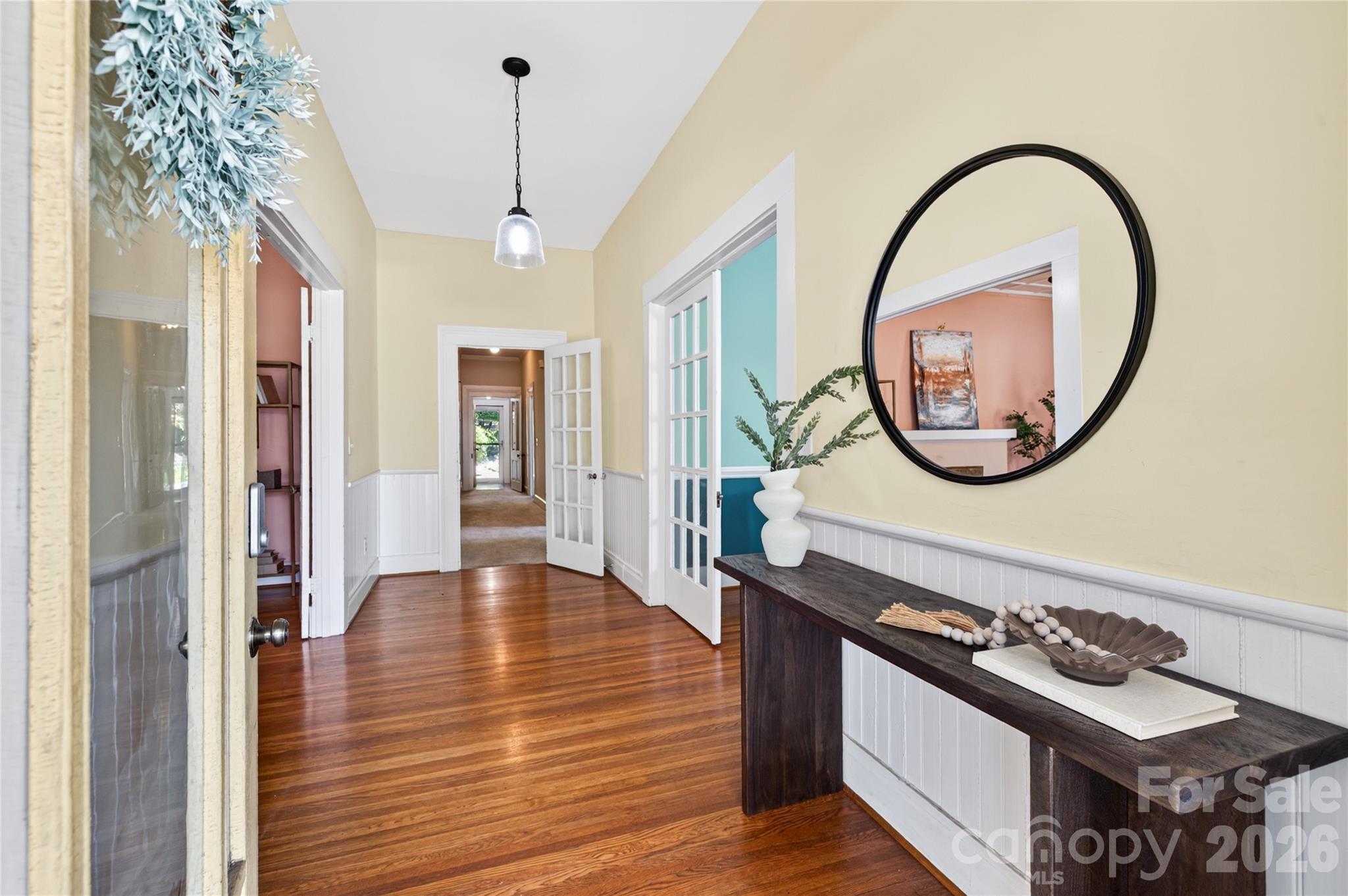 main property photo 4