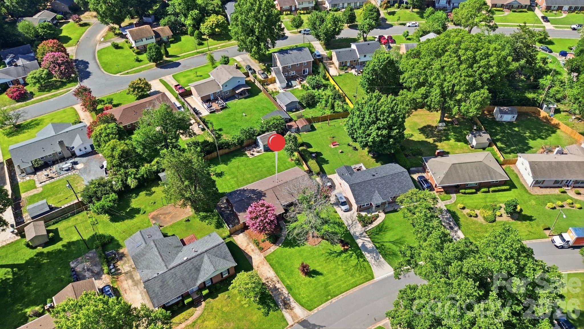 main property photo 40