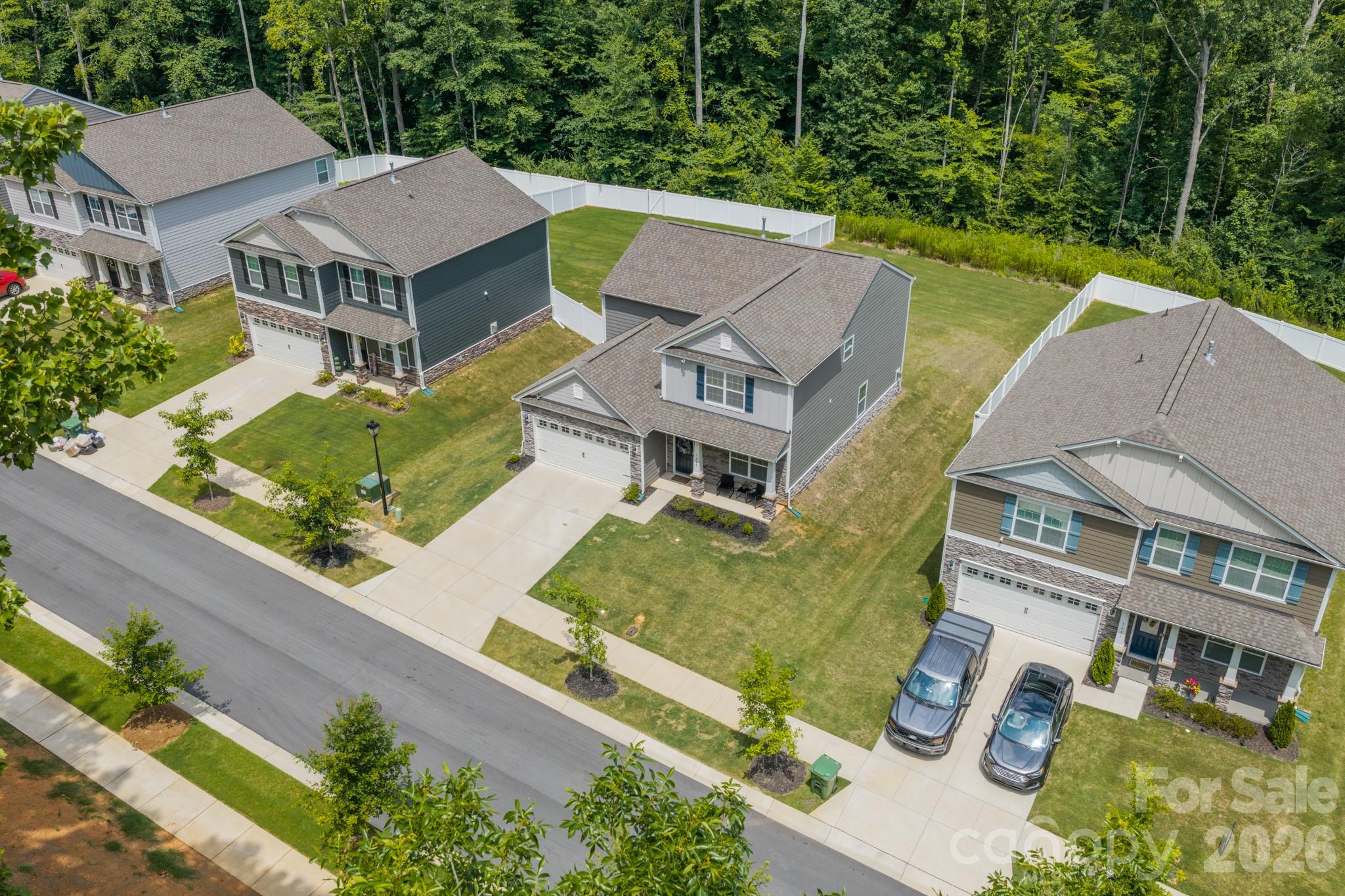 main property photo 32