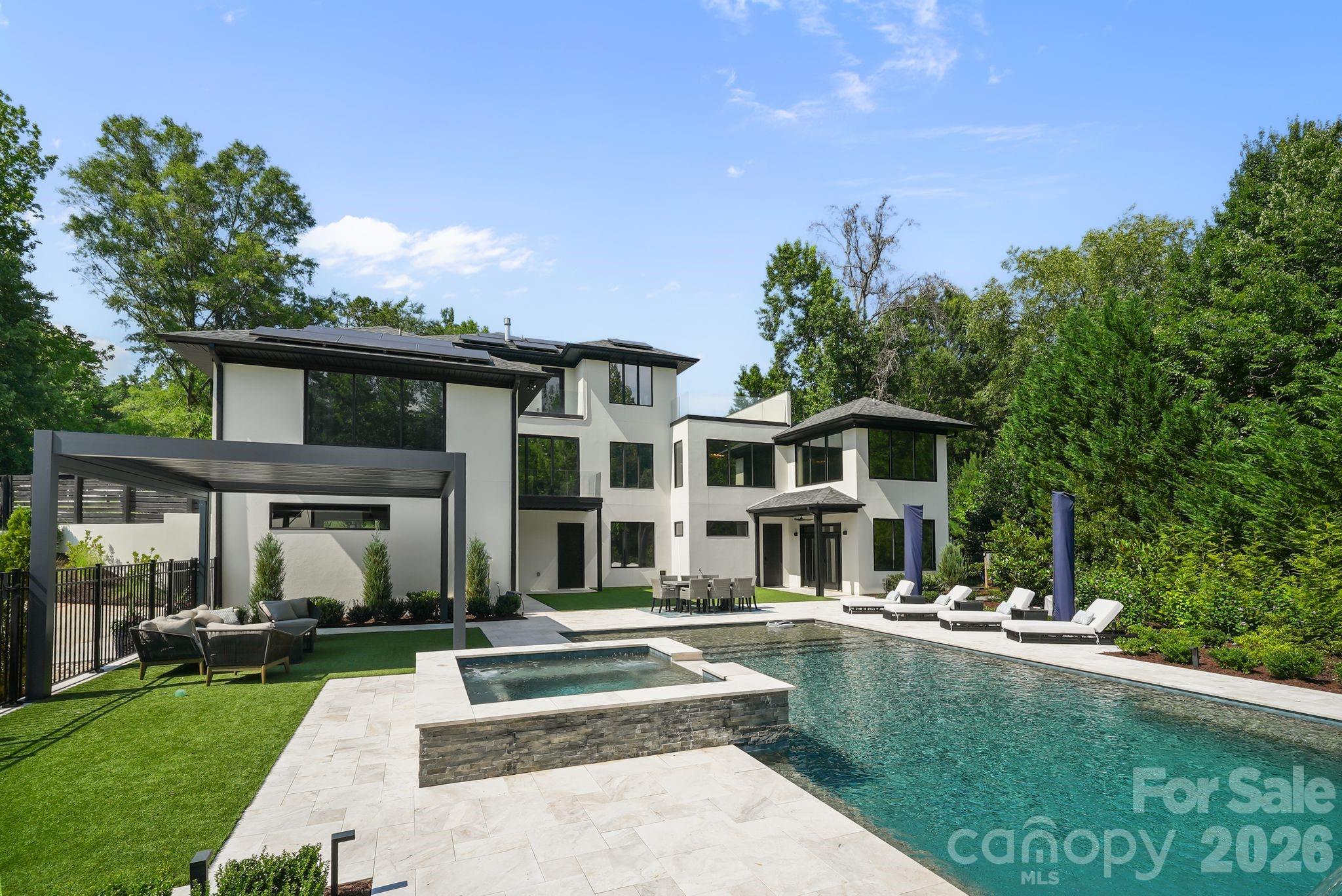main property photo 41