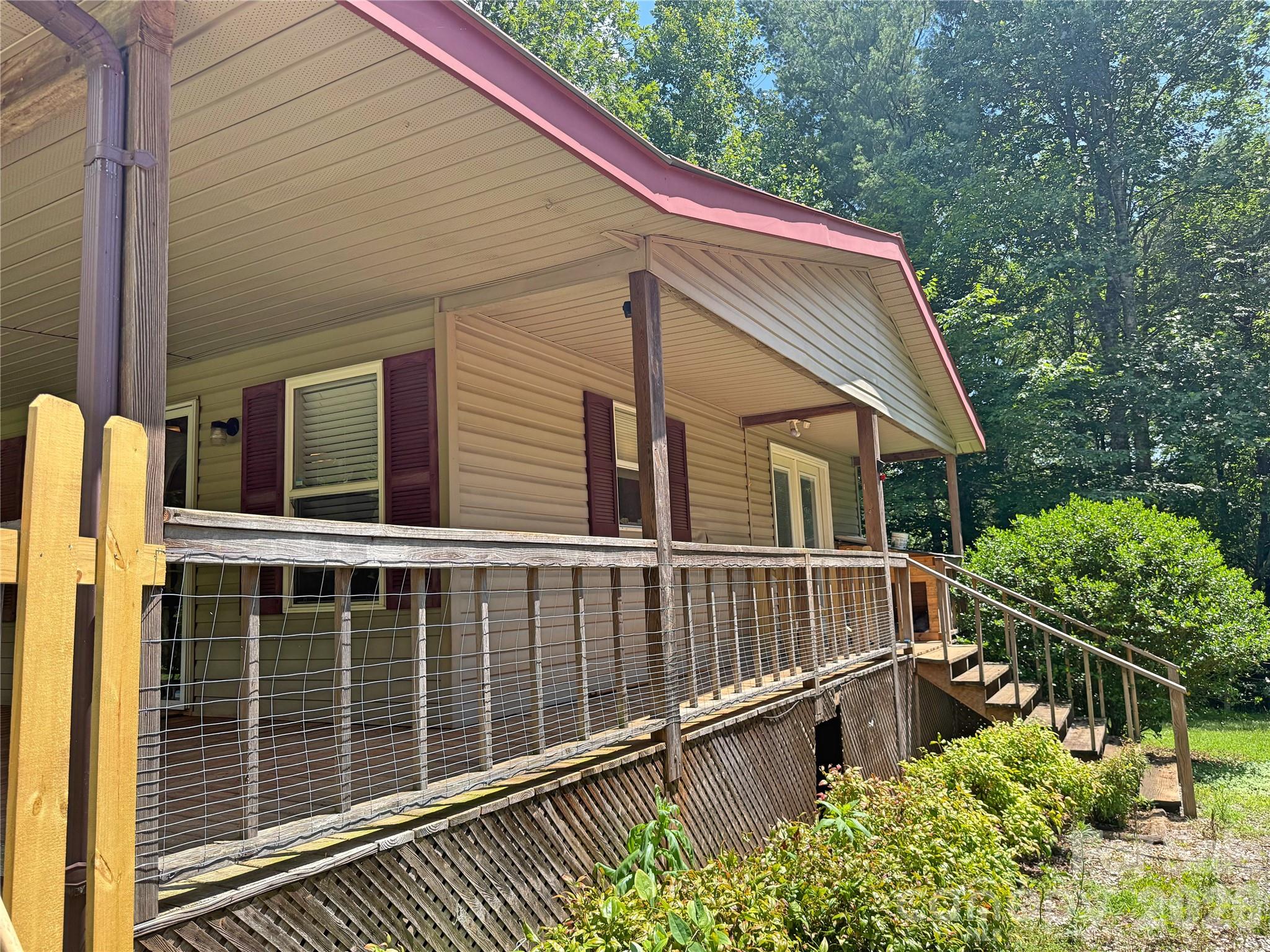 main property photo 4