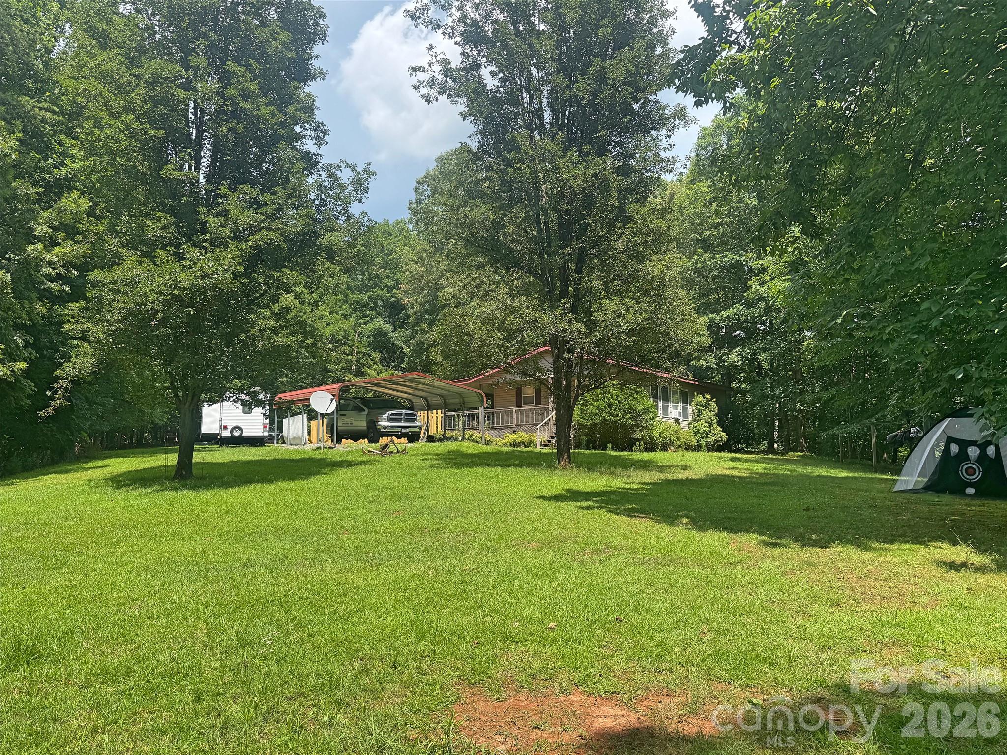 main property photo 8