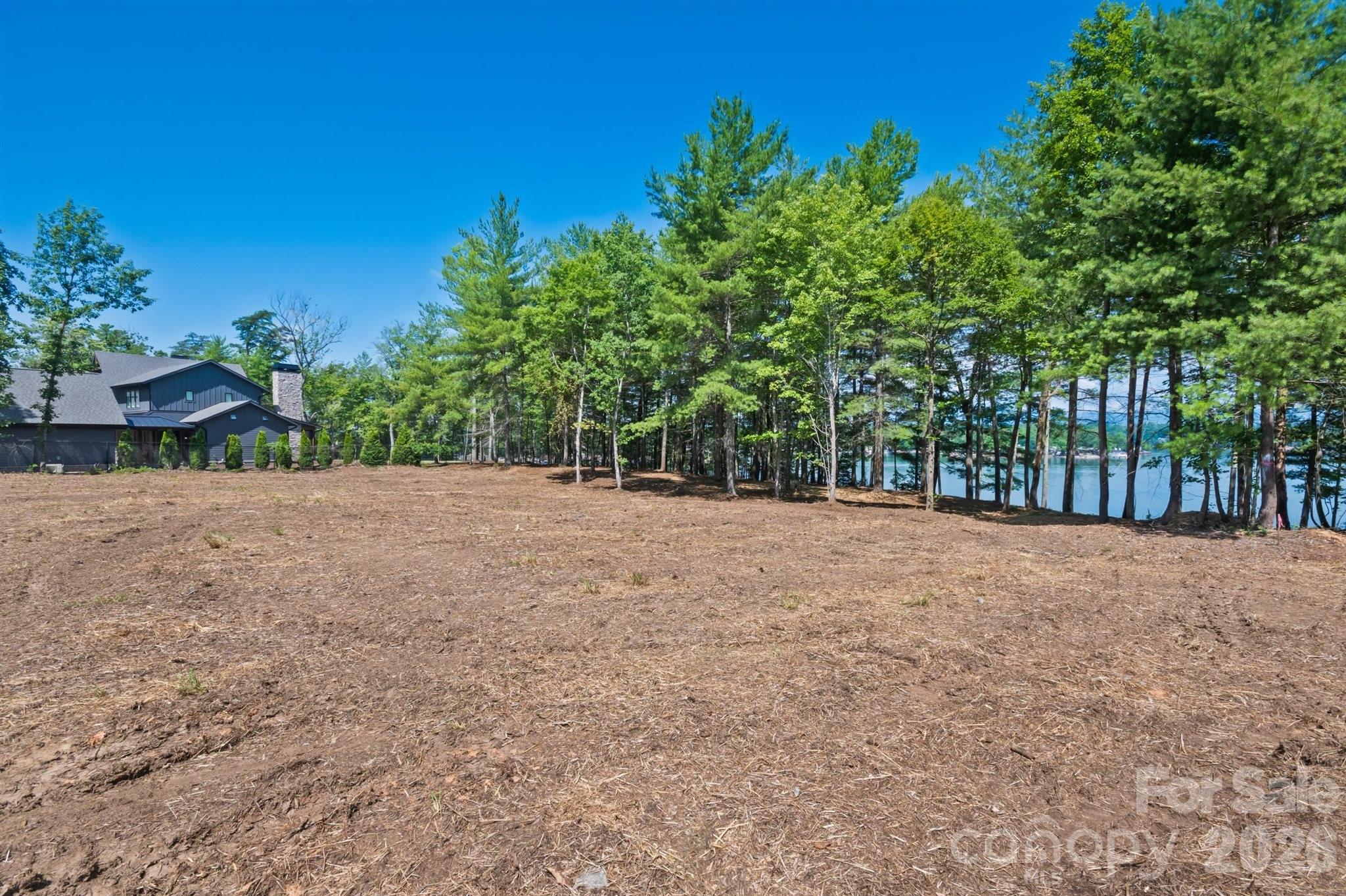 main property photo 10