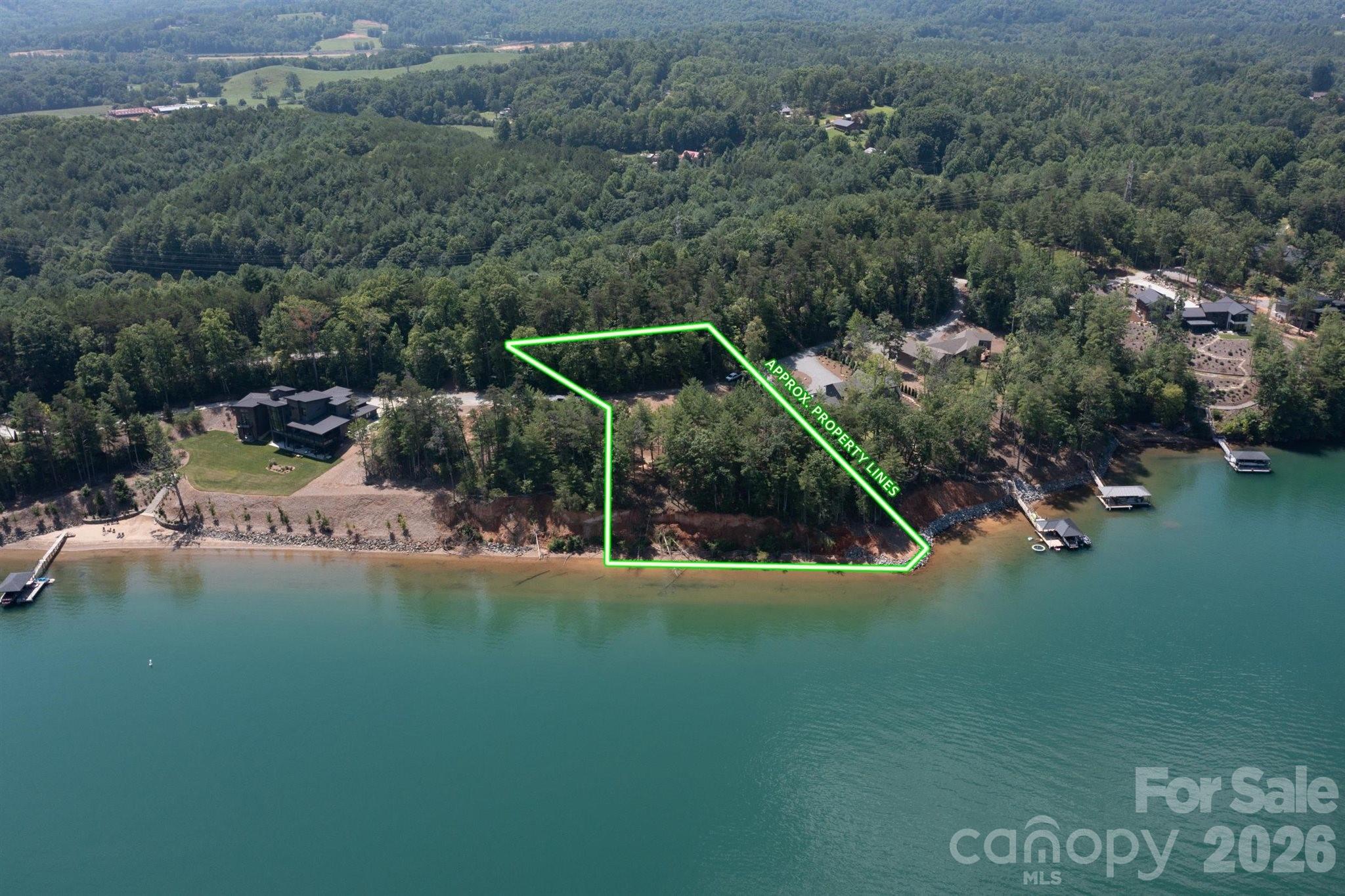 main property photo 16
