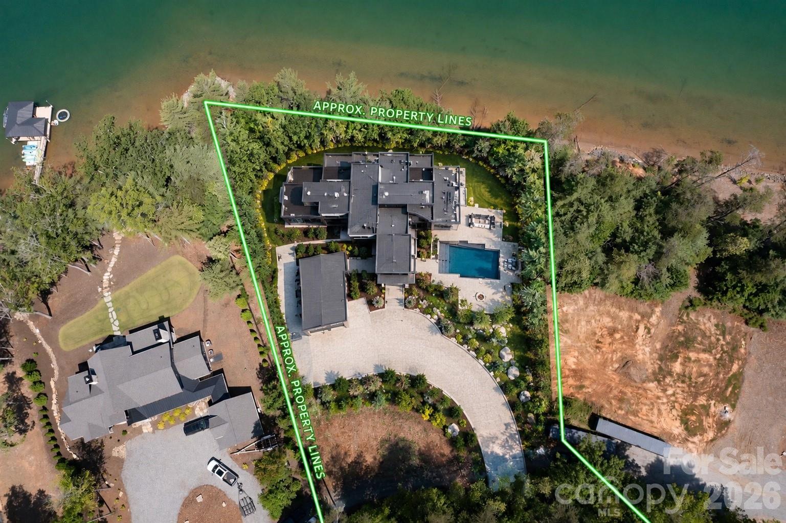main property photo 17