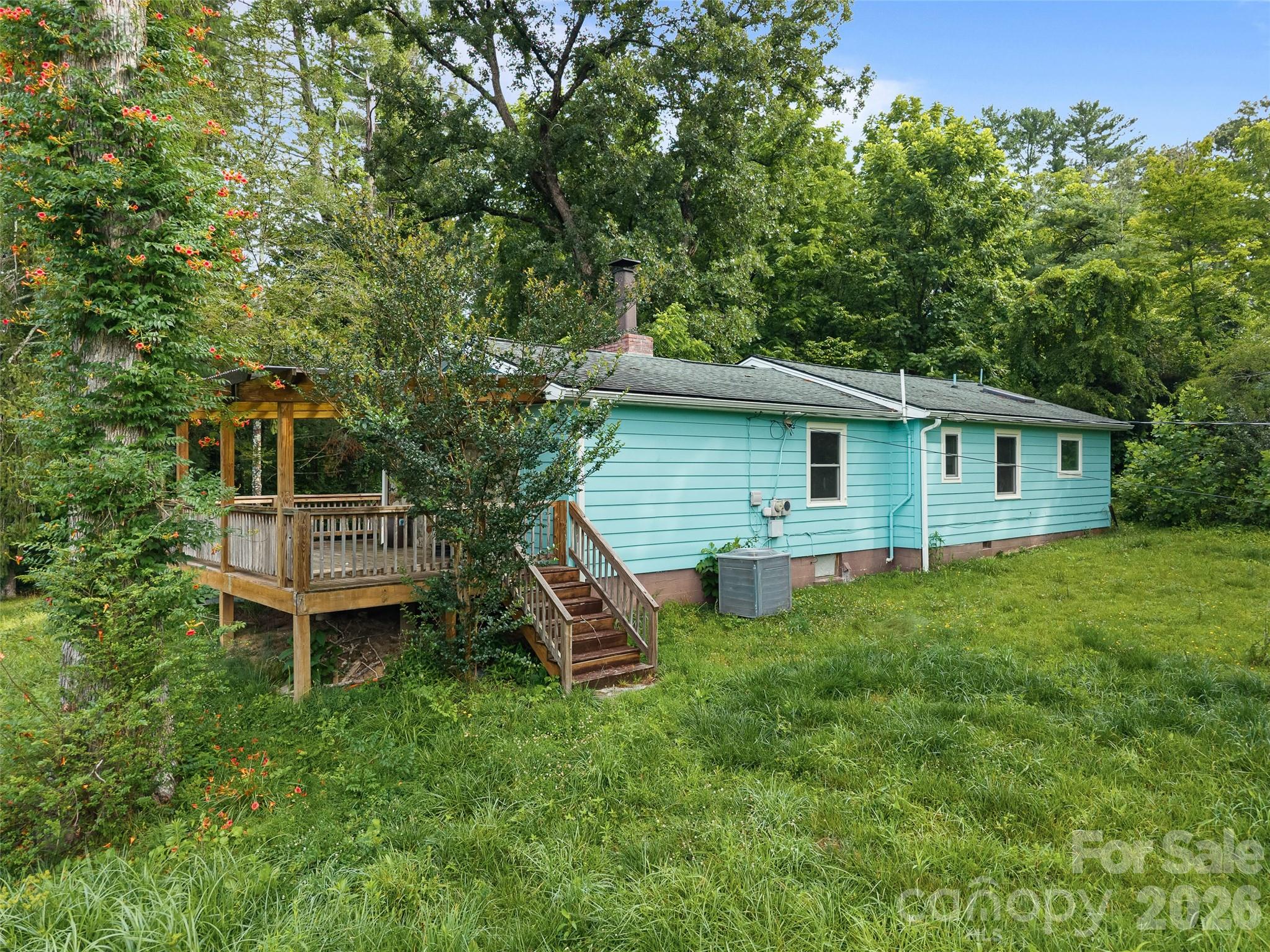 main property photo 25