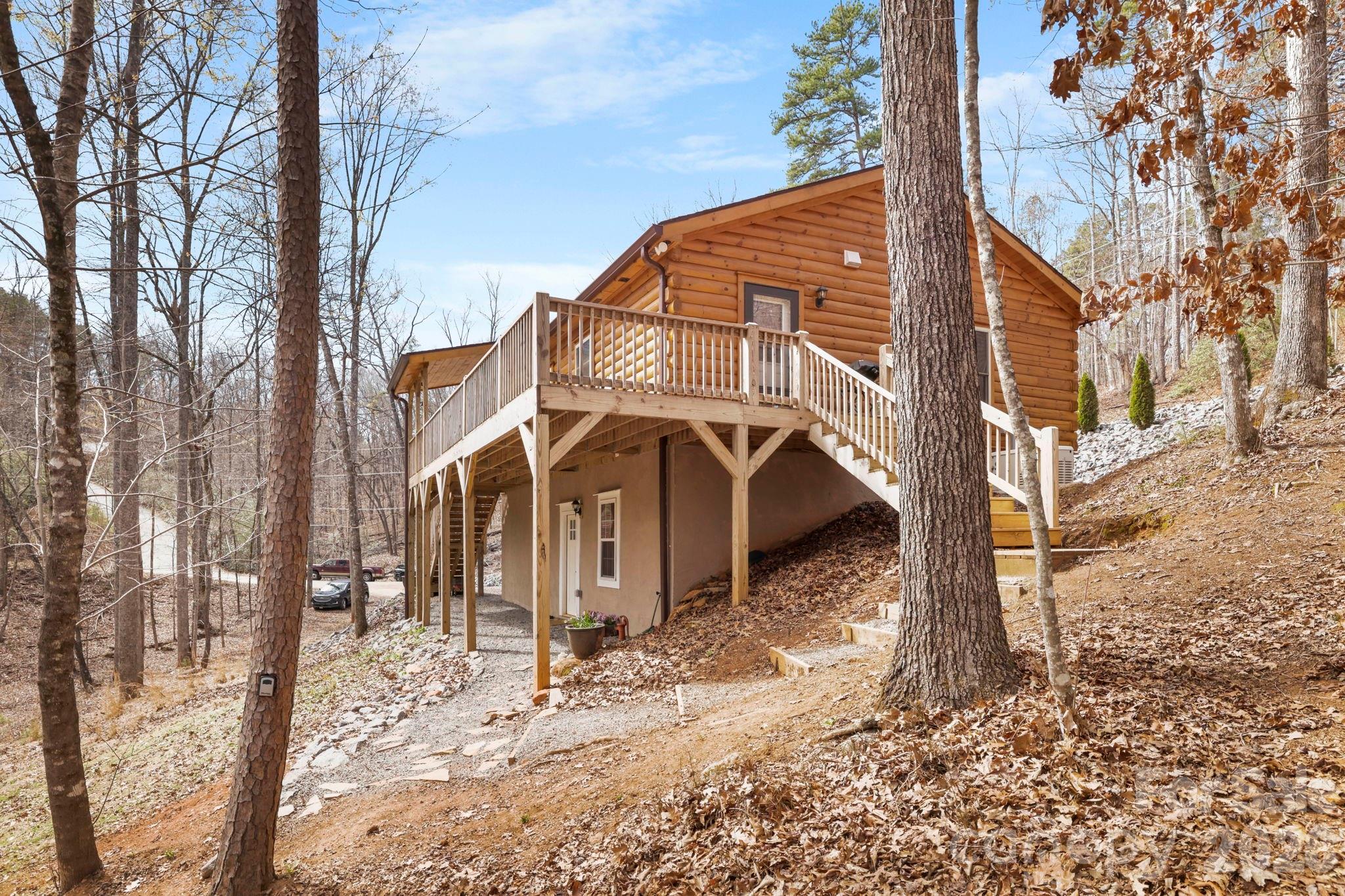 main property photo 28