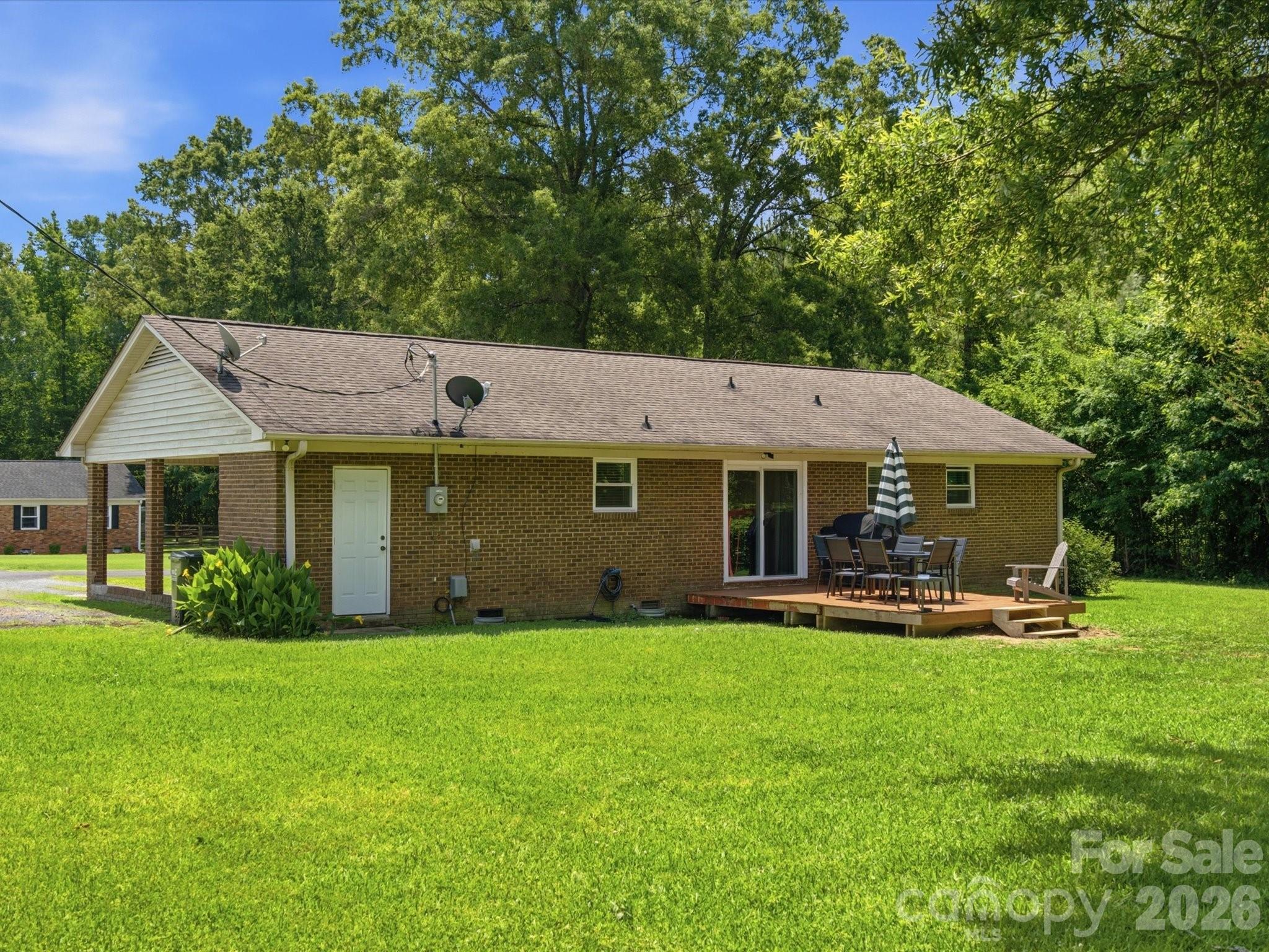 main property photo 44