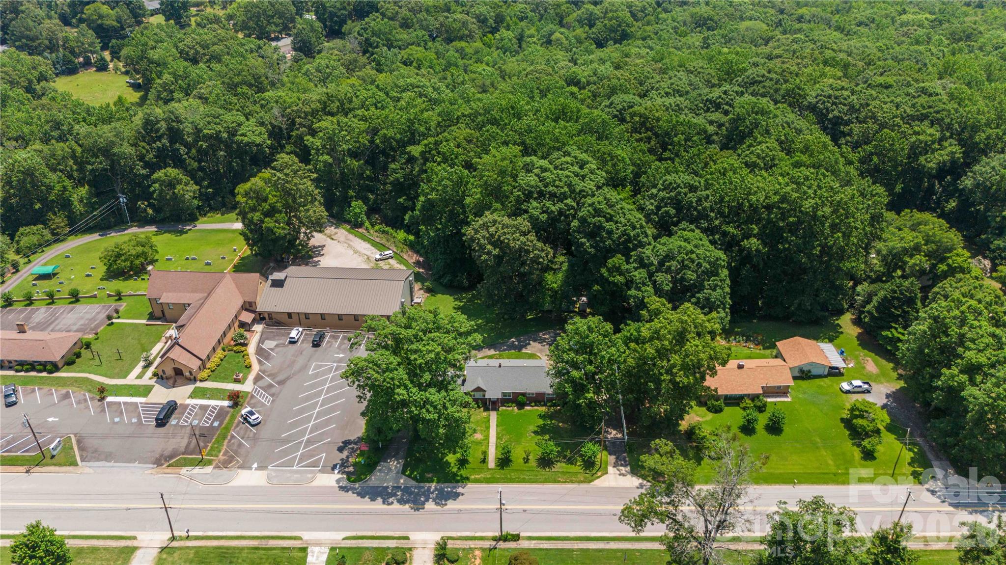 main property photo 42