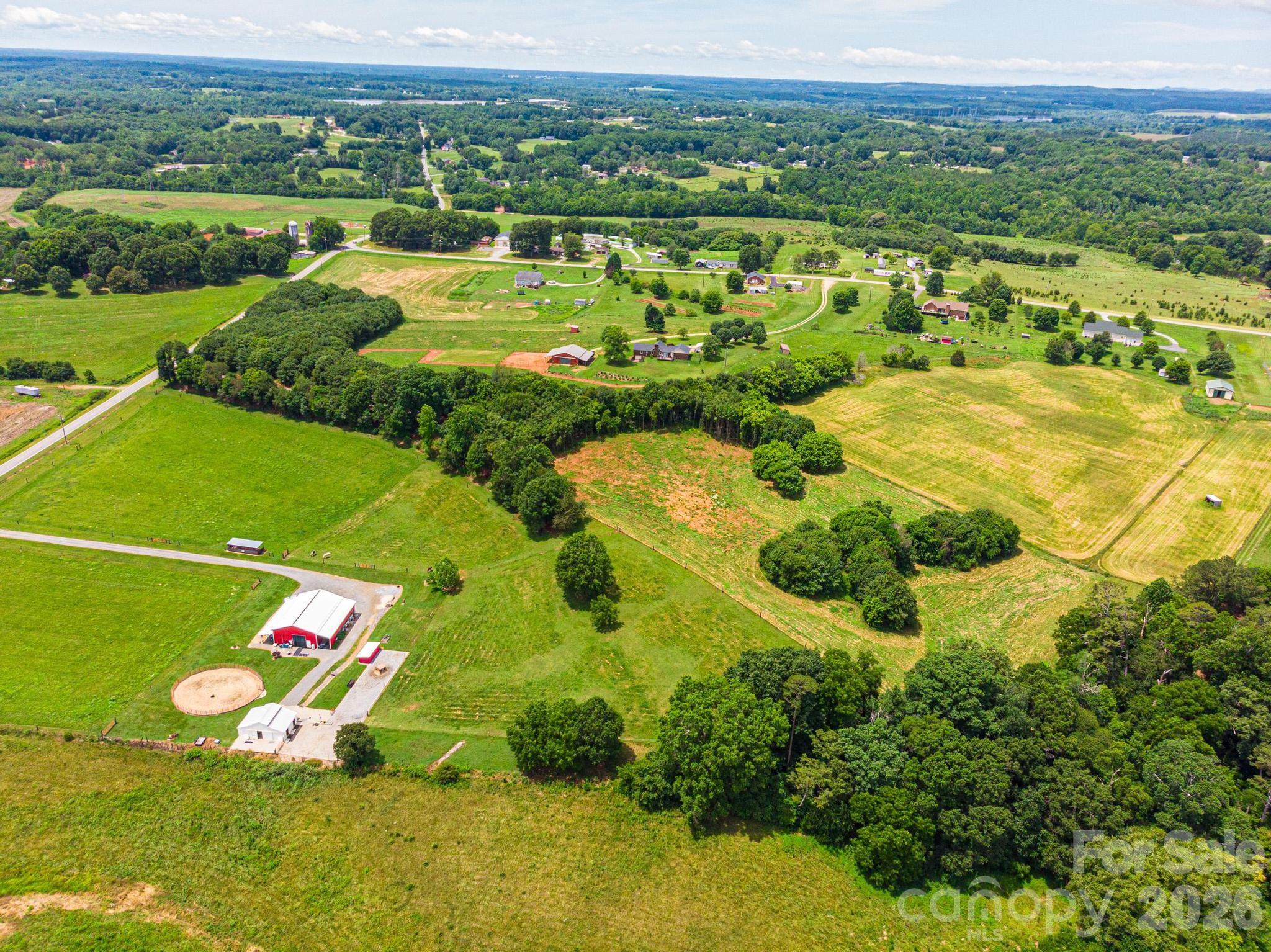 main property photo 10