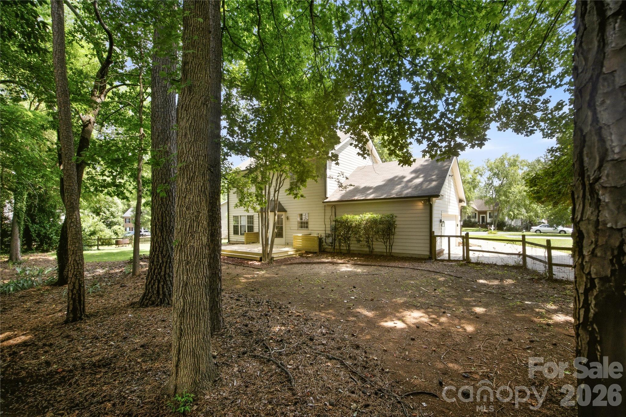 main property photo 31