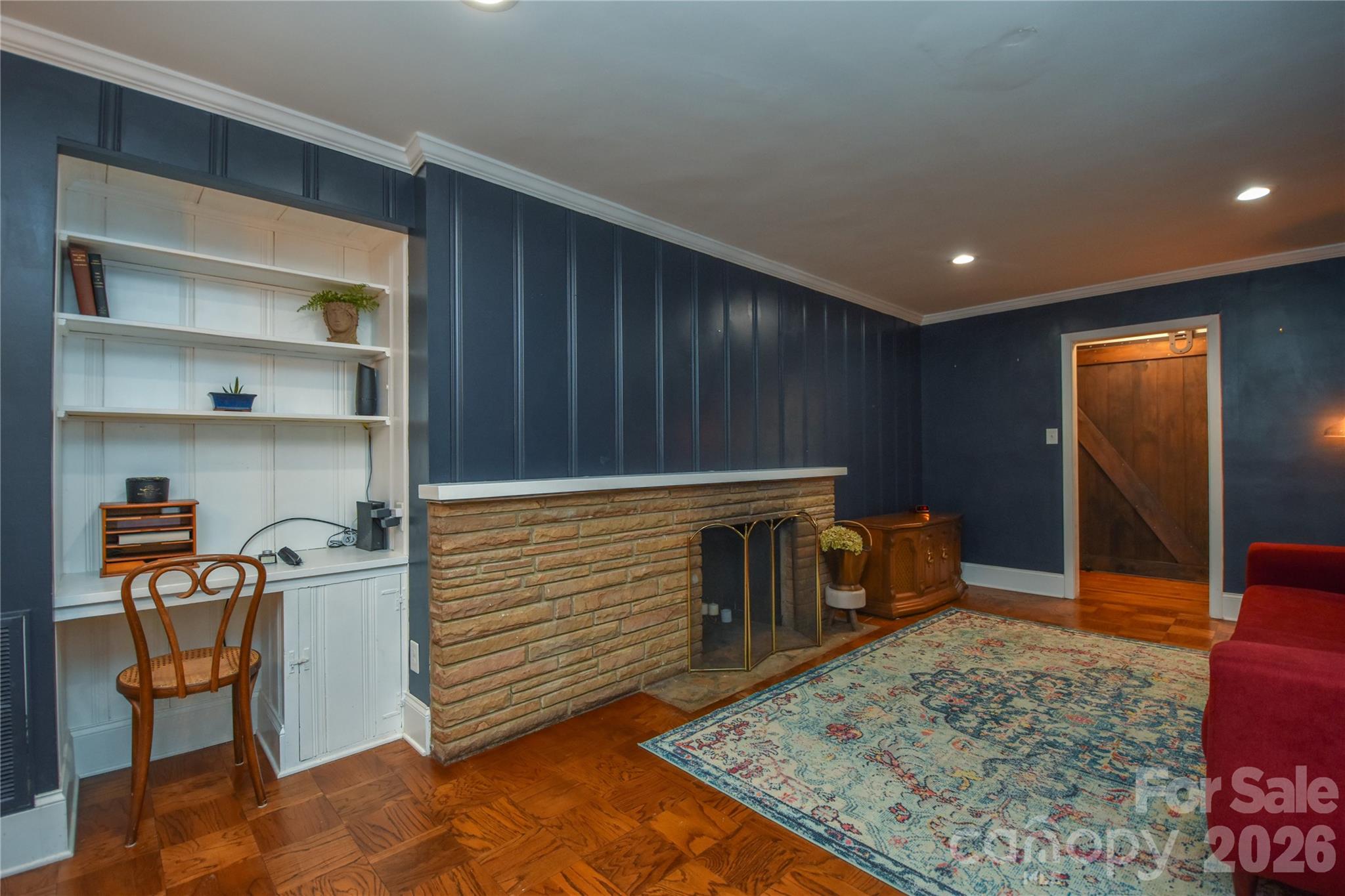main property photo 14