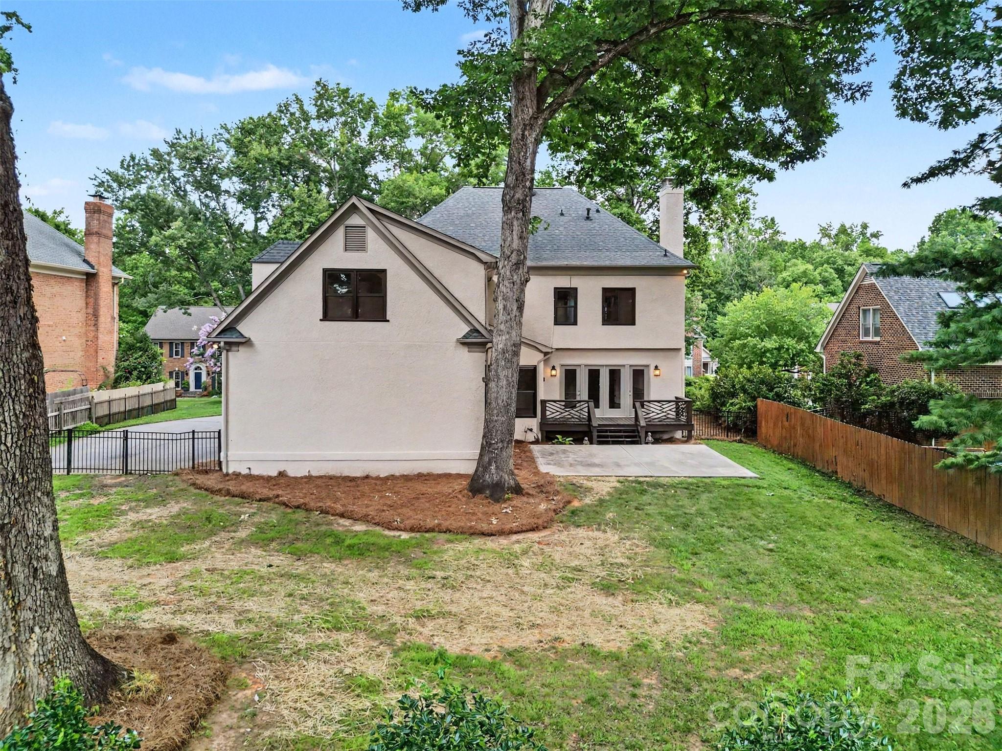 main property photo 38