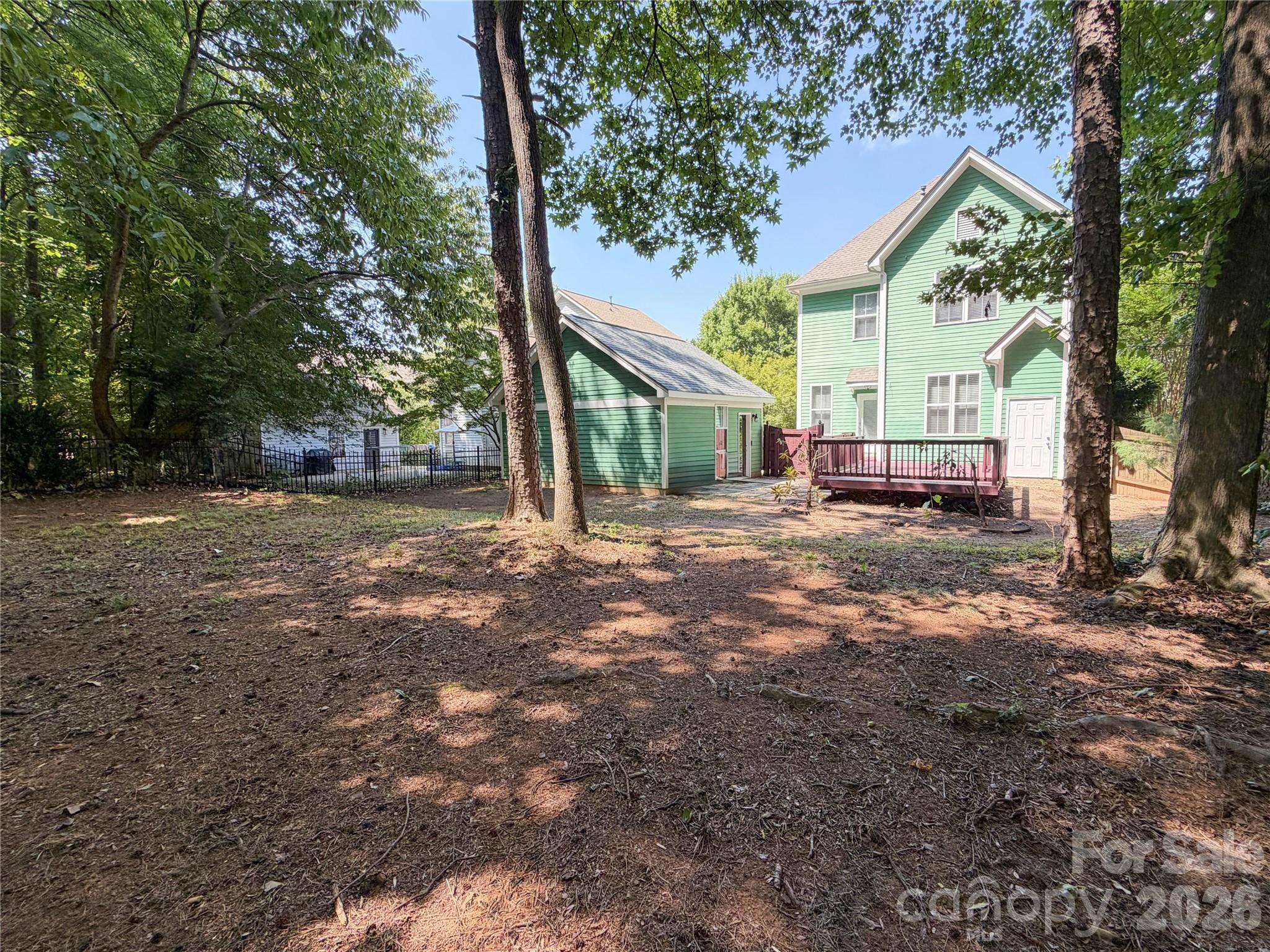 main property photo 29