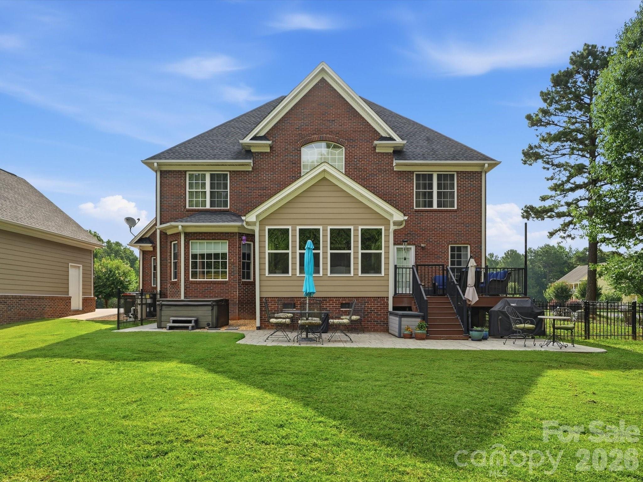 main property photo 38