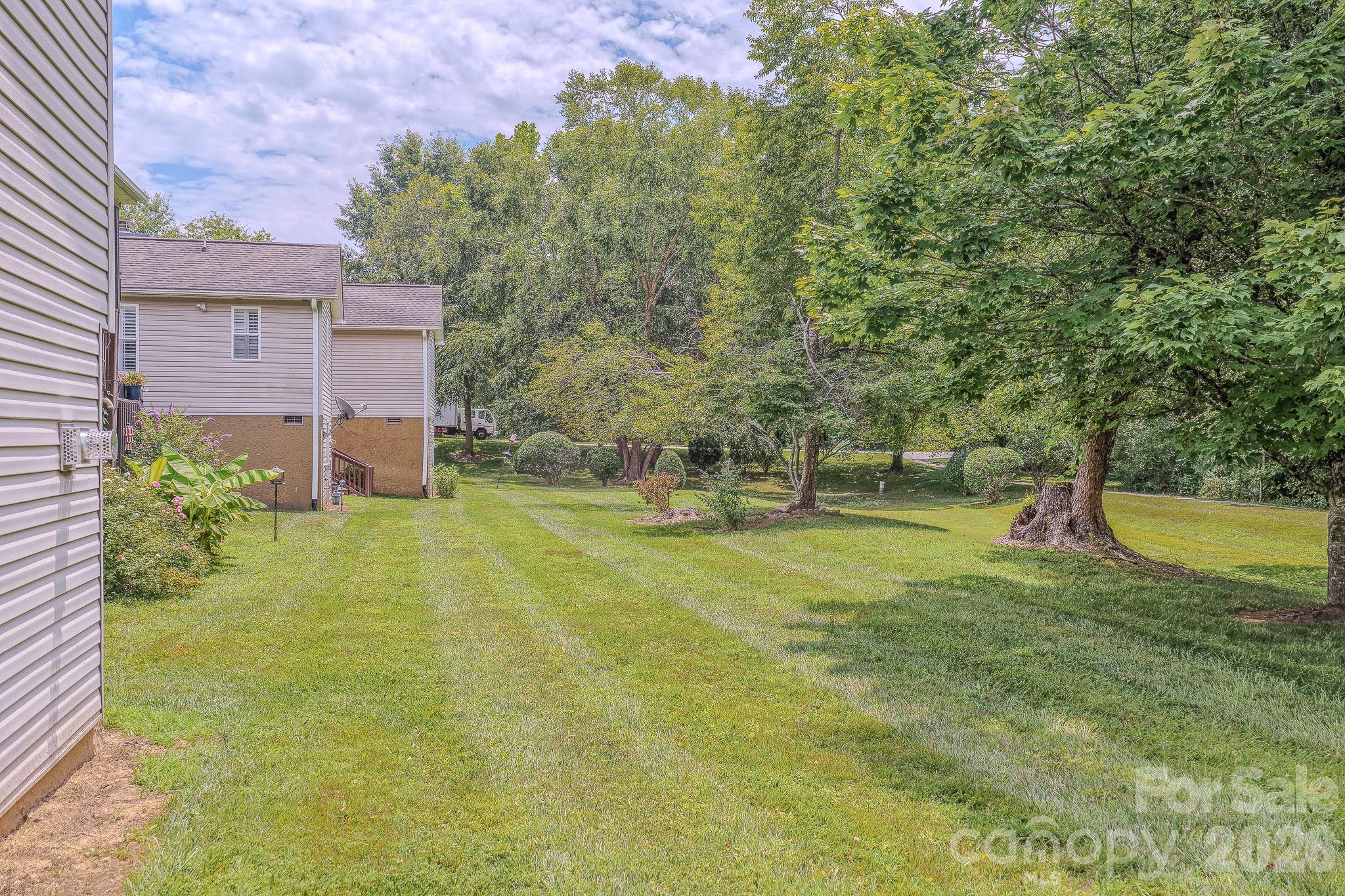 main property photo 31