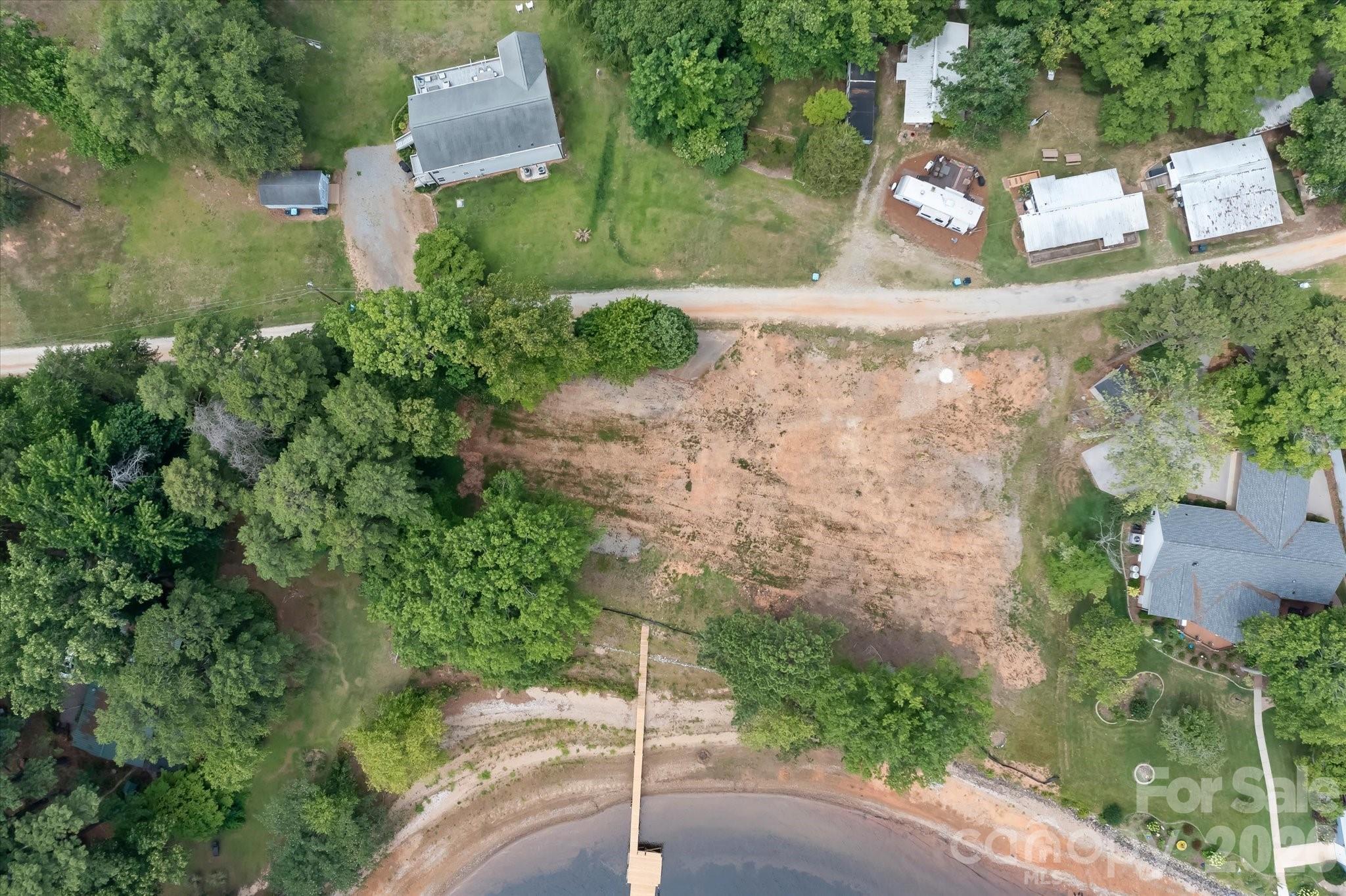 main property photo 11