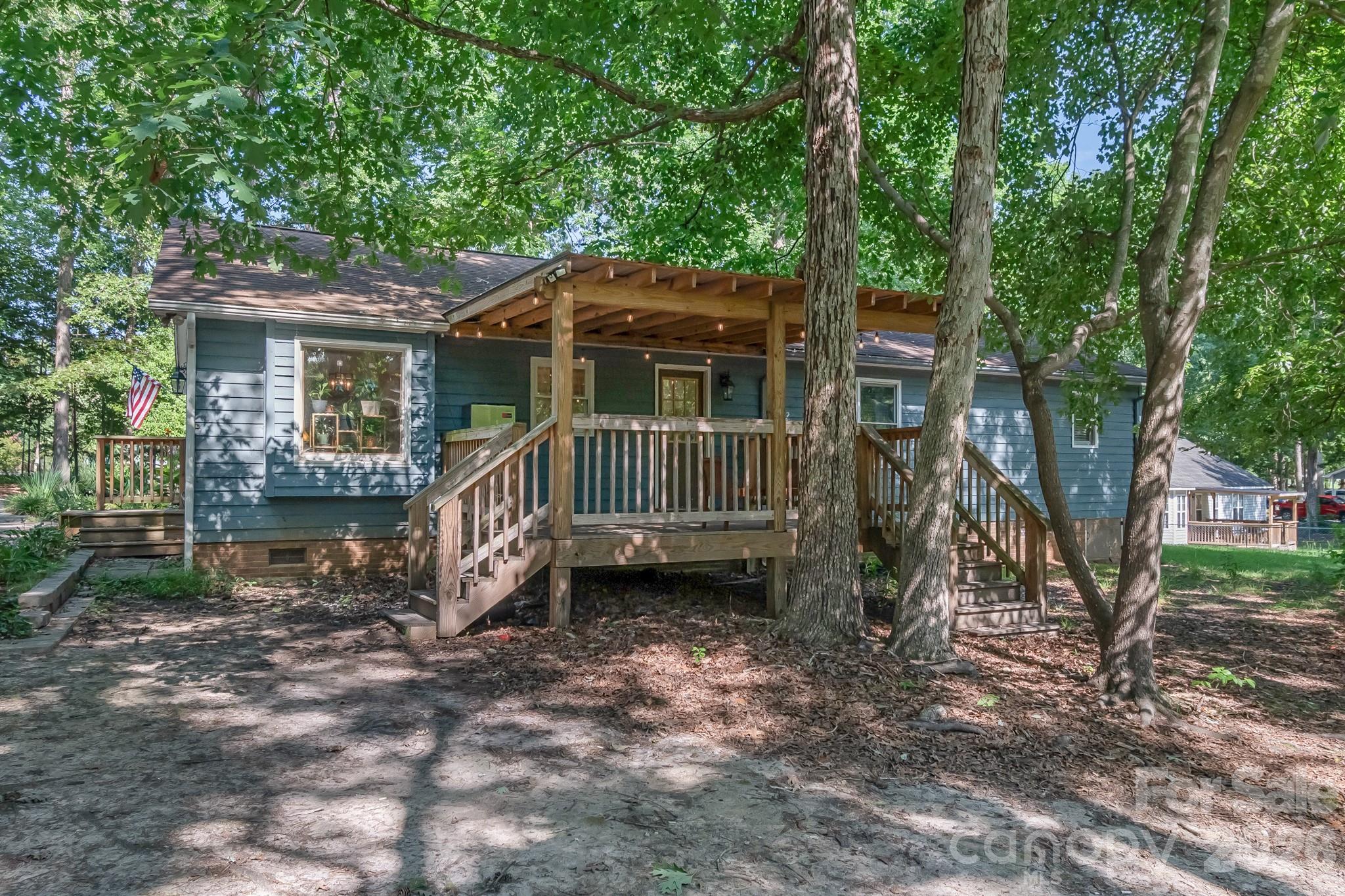 main property photo 22