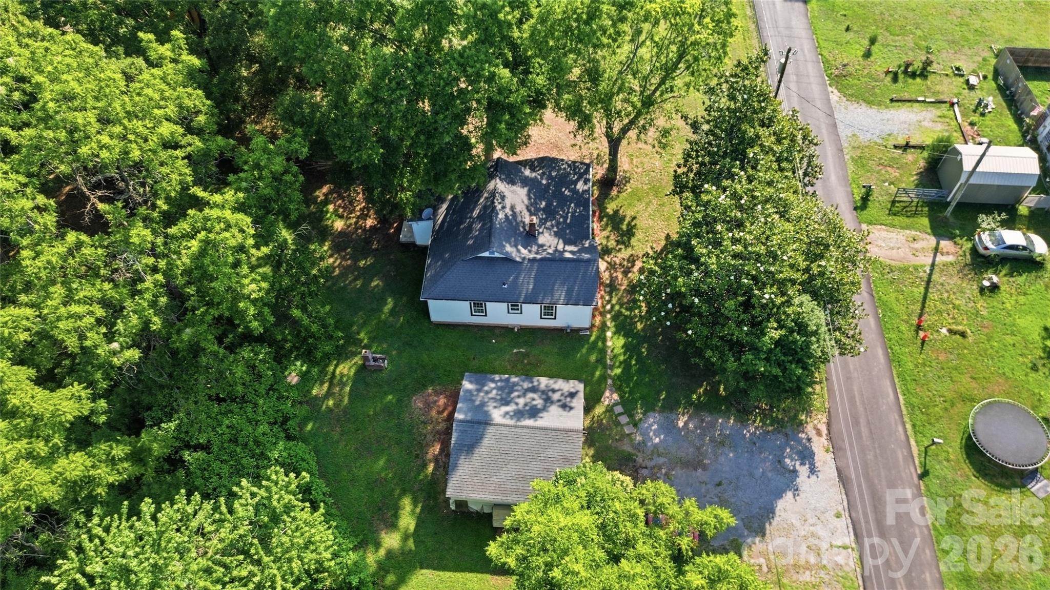 main property photo 19
