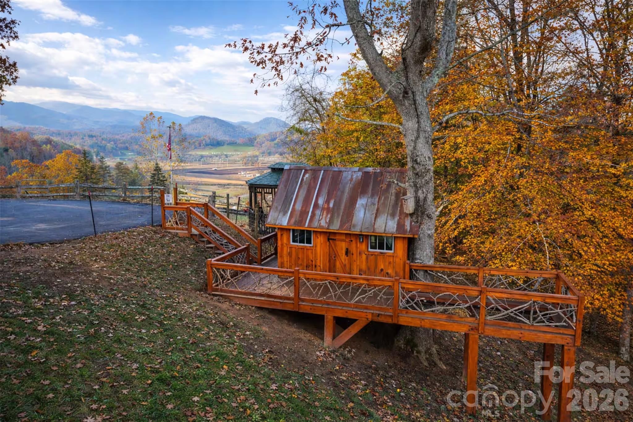 main property photo 37