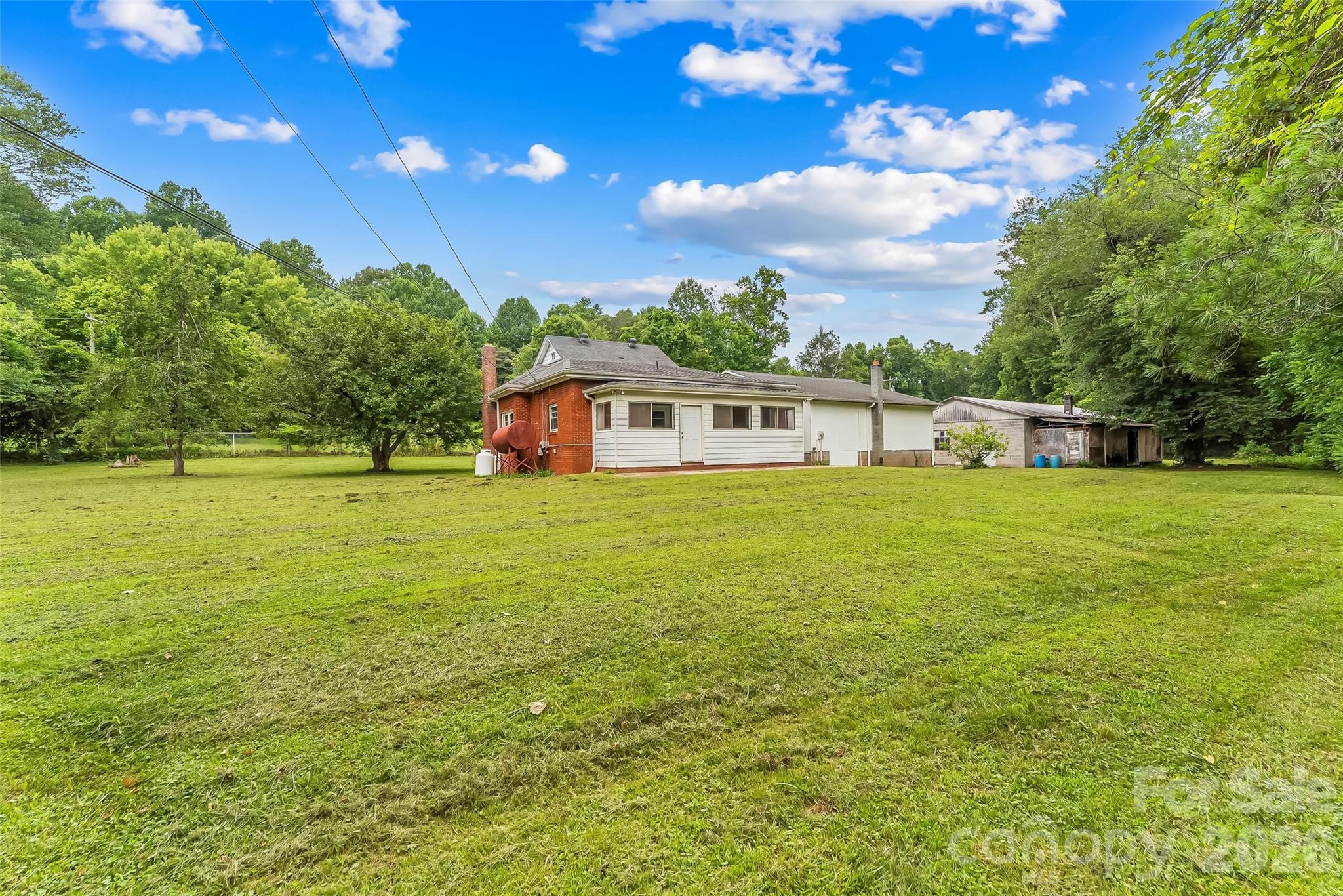 main property photo 18