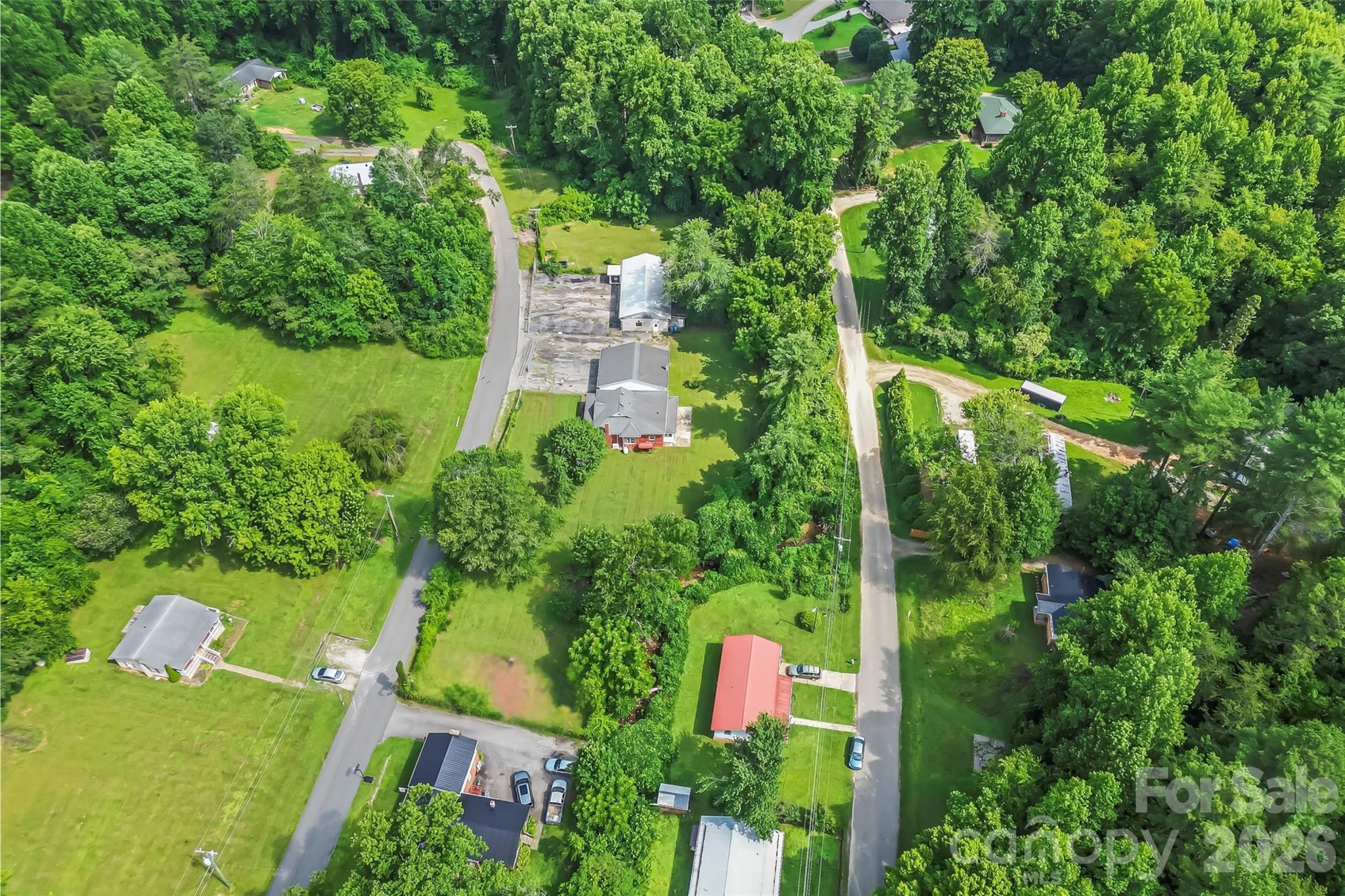 main property photo 27