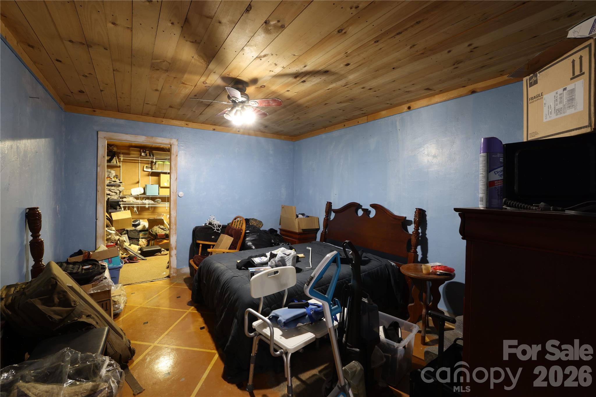 main property photo 14