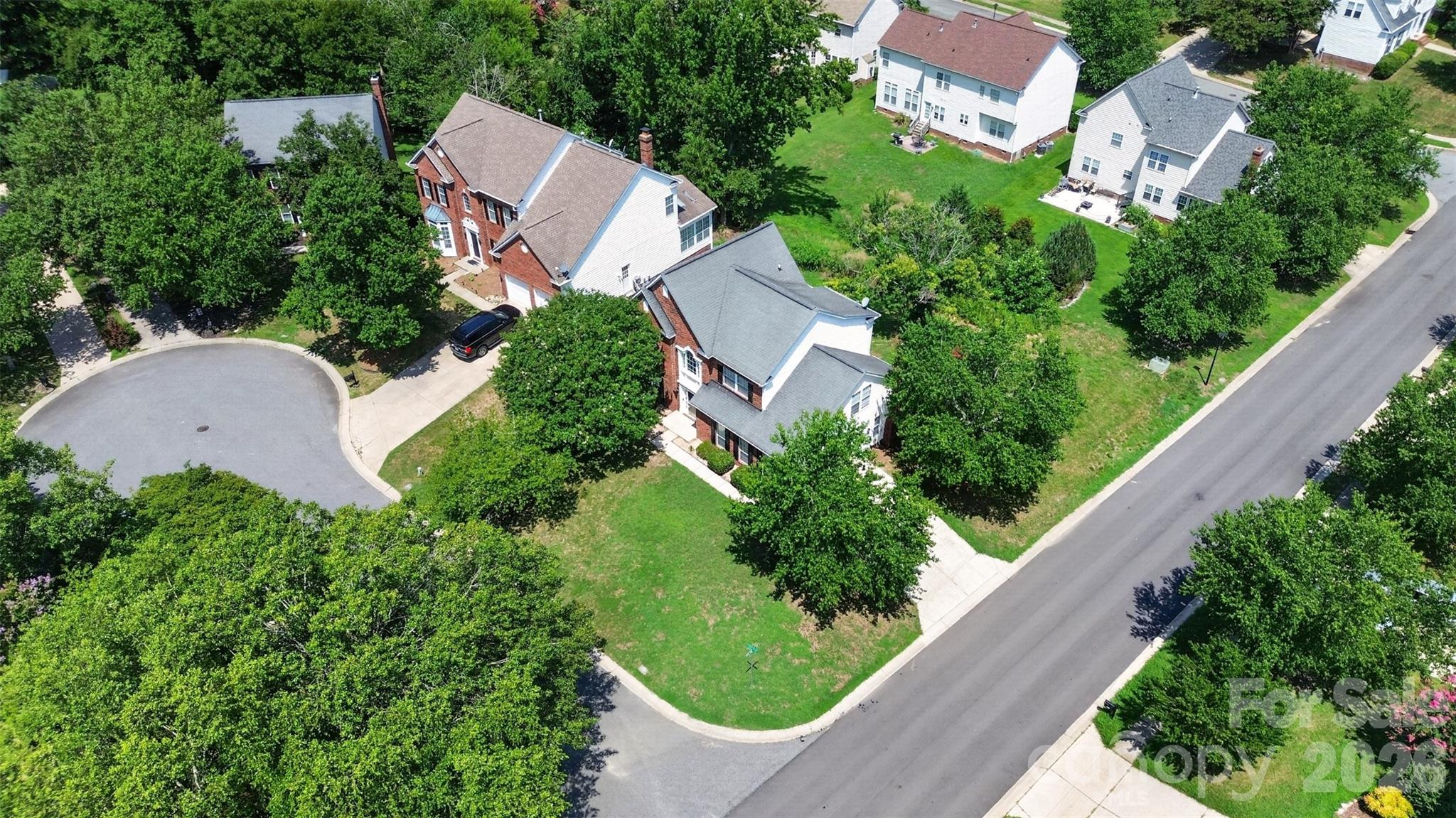 main property photo 40