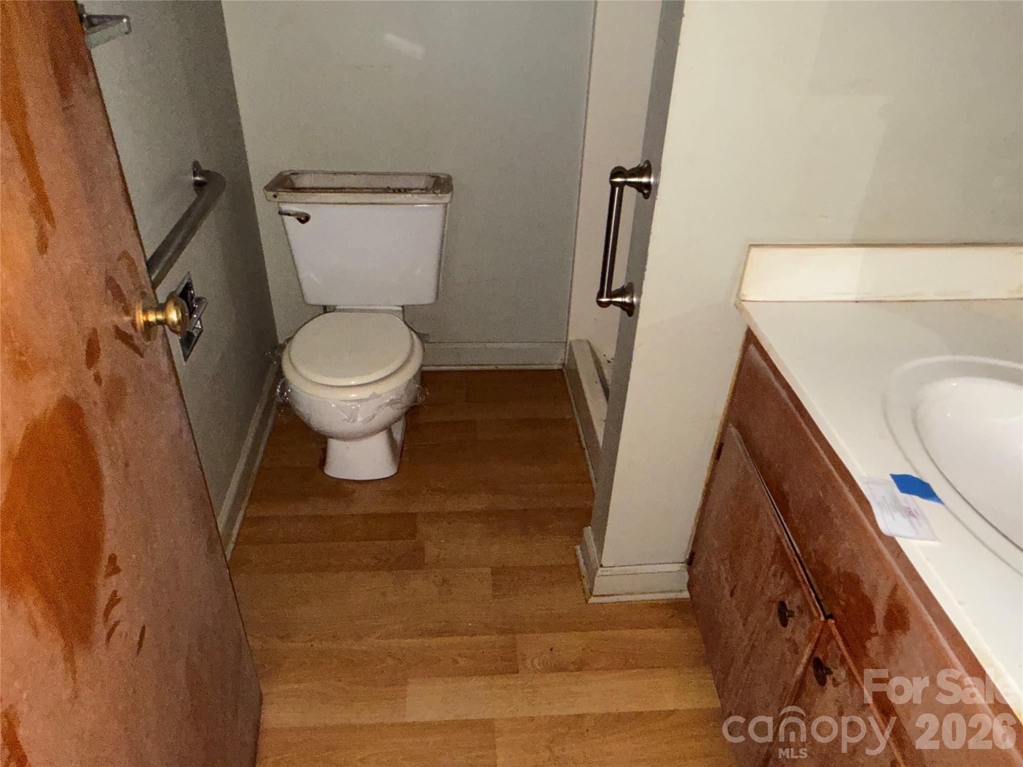 main property photo 16