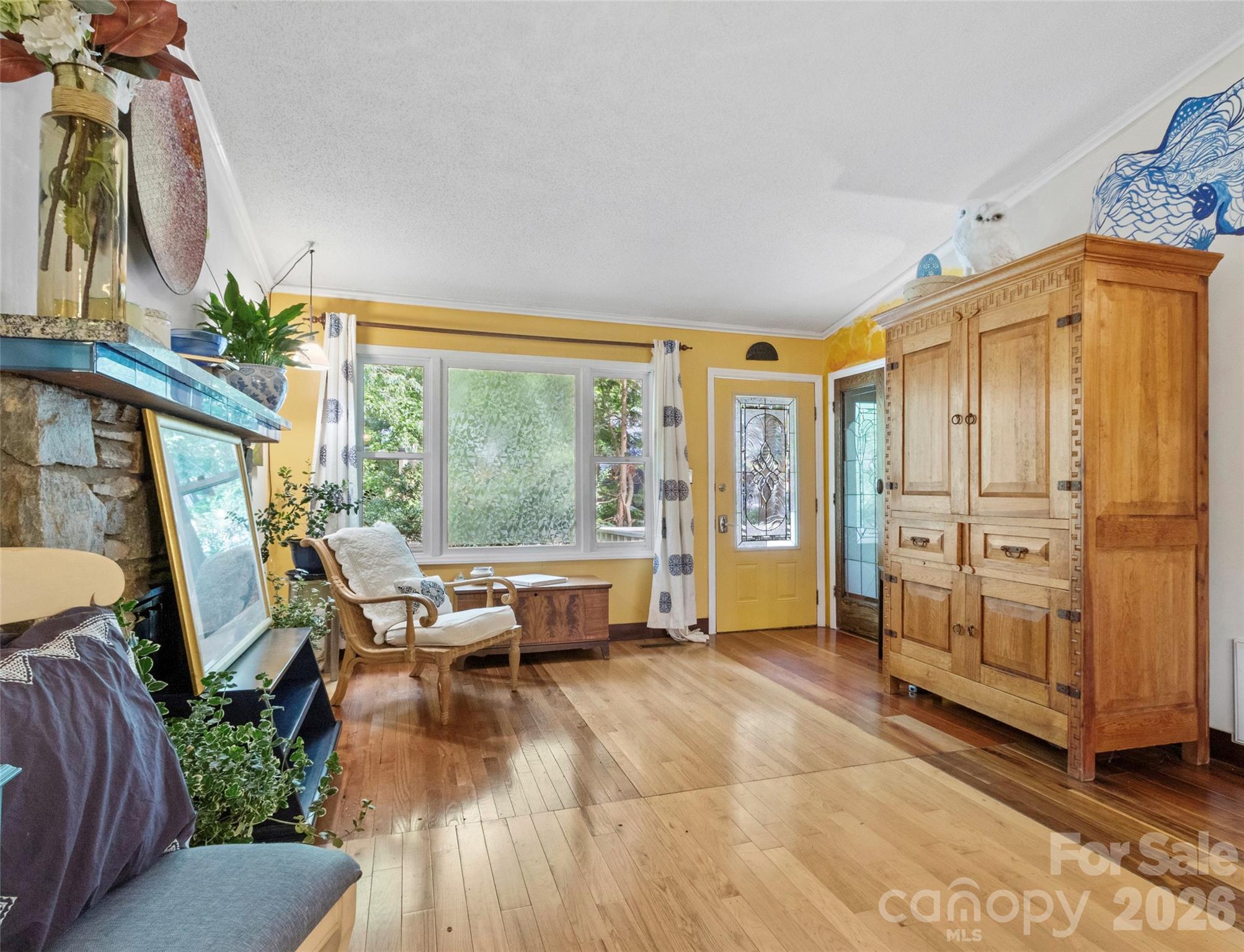 main property photo 7