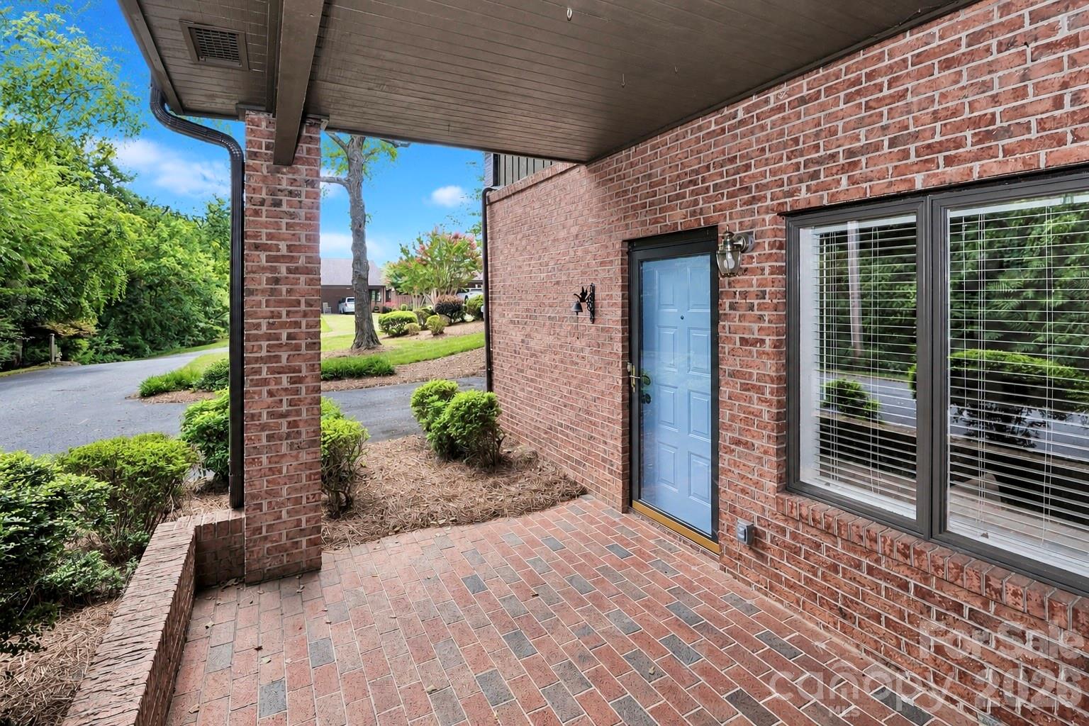 main property photo 41