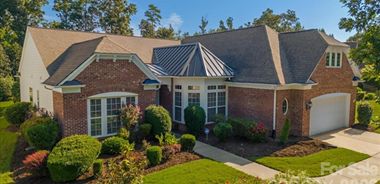 image of property with 3 Bed | 3 Bath | 2,834 Sqft