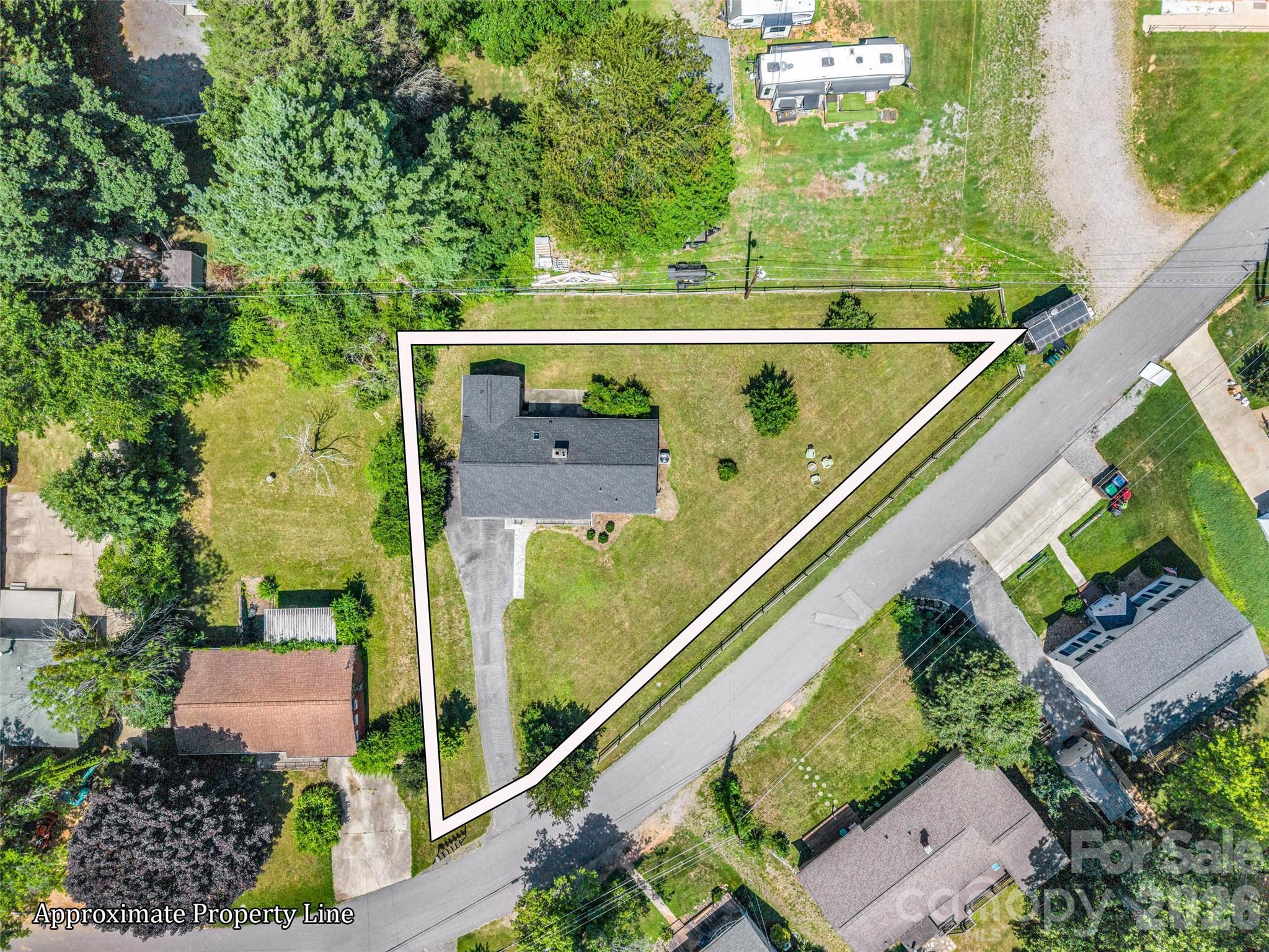 main property photo 6