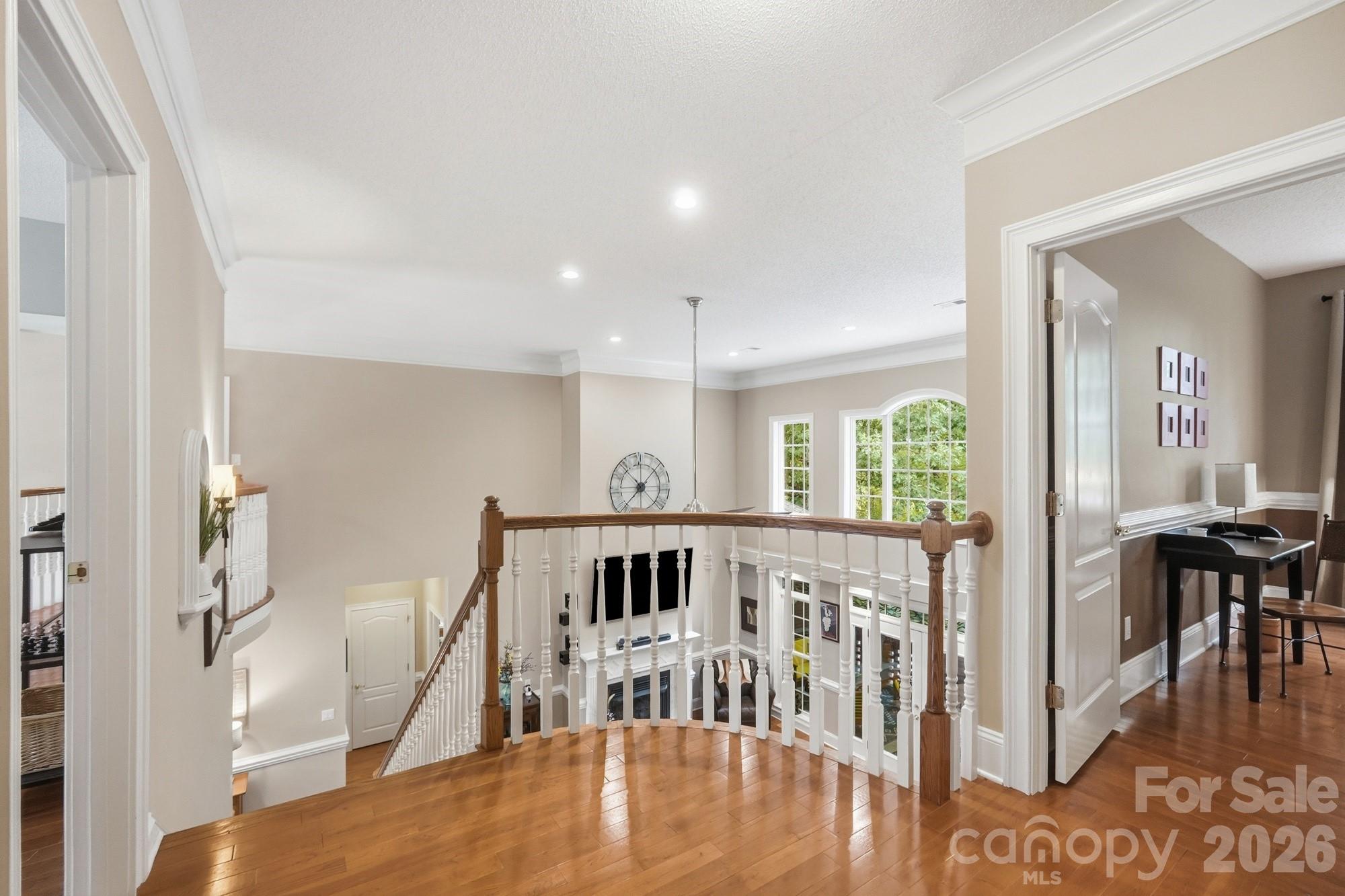 main property photo 31