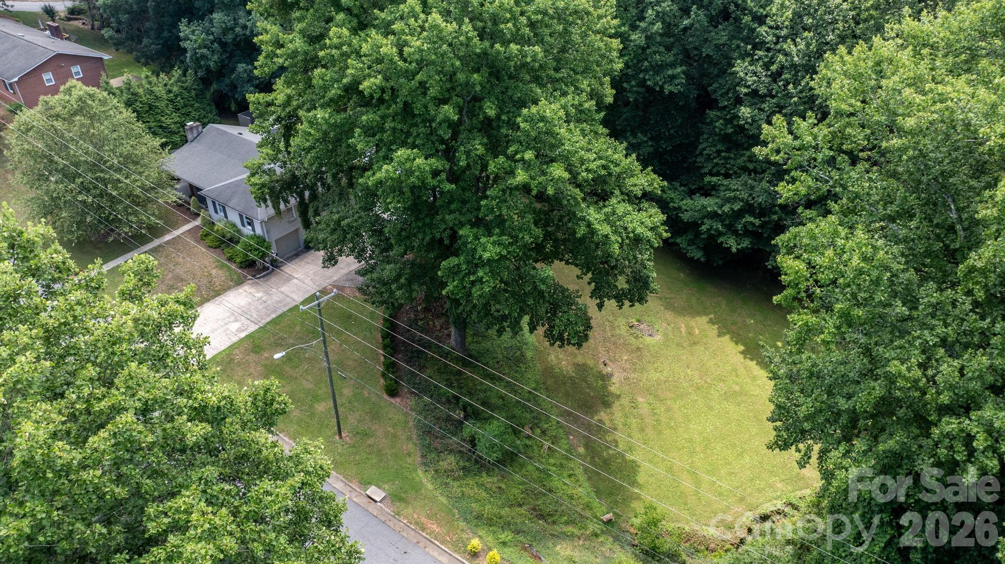 main property photo 41