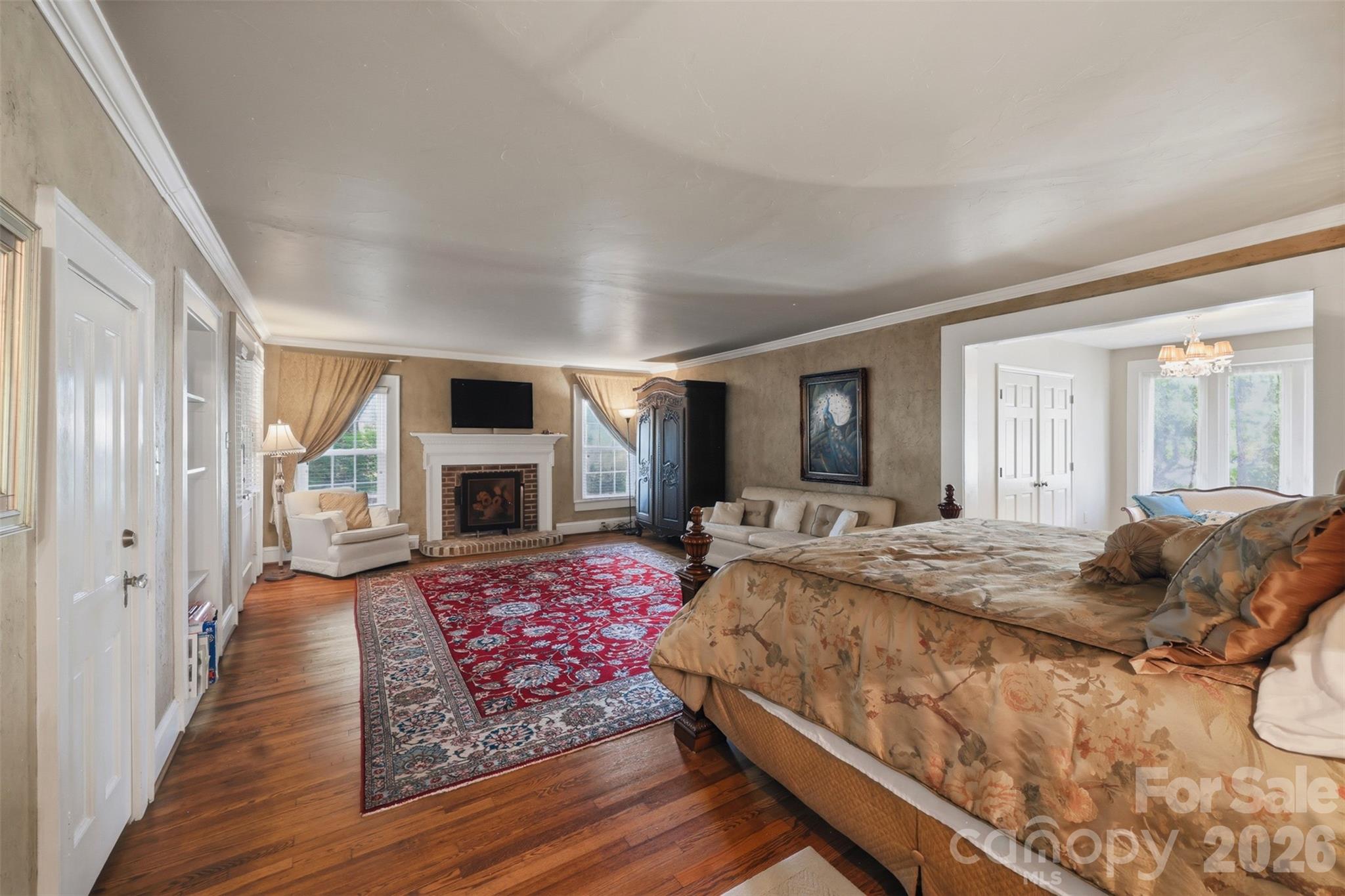 main property photo 17