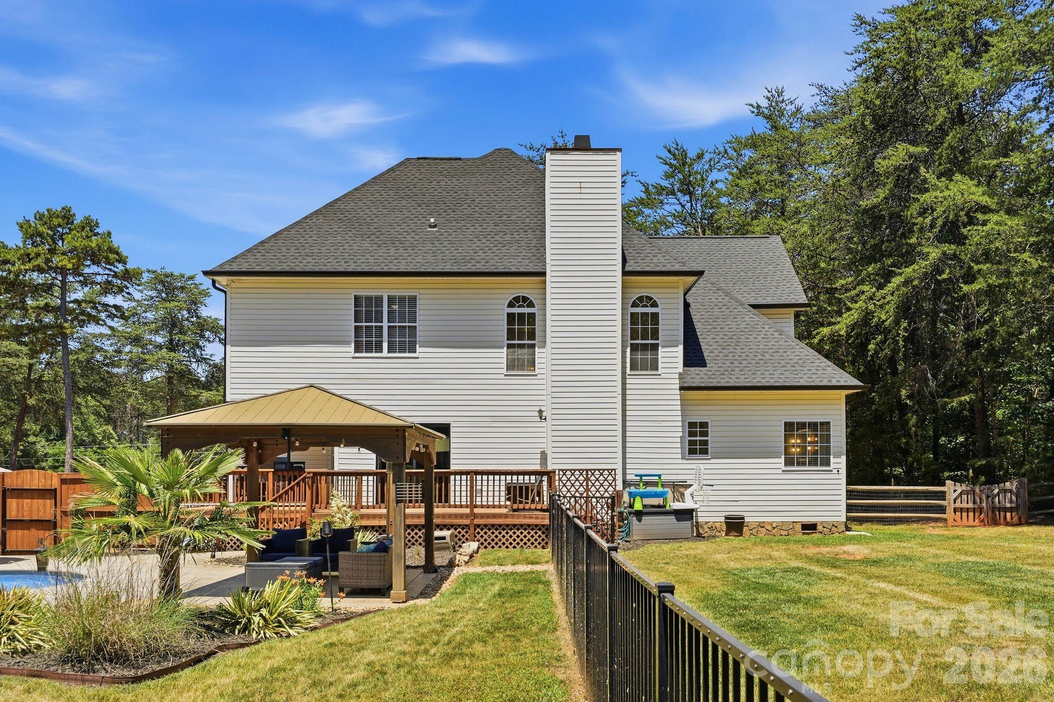 main property photo 43