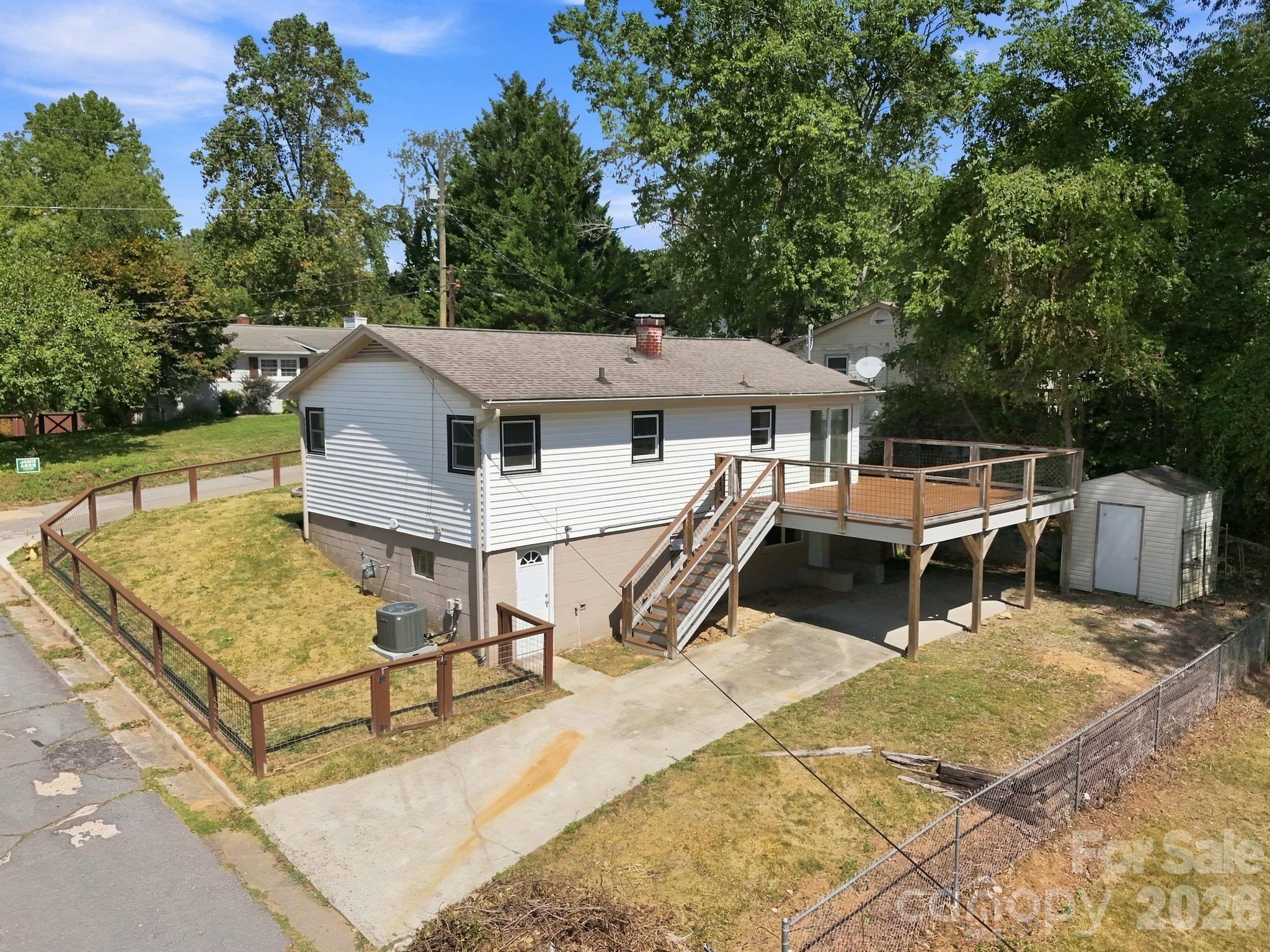 main property photo 24
