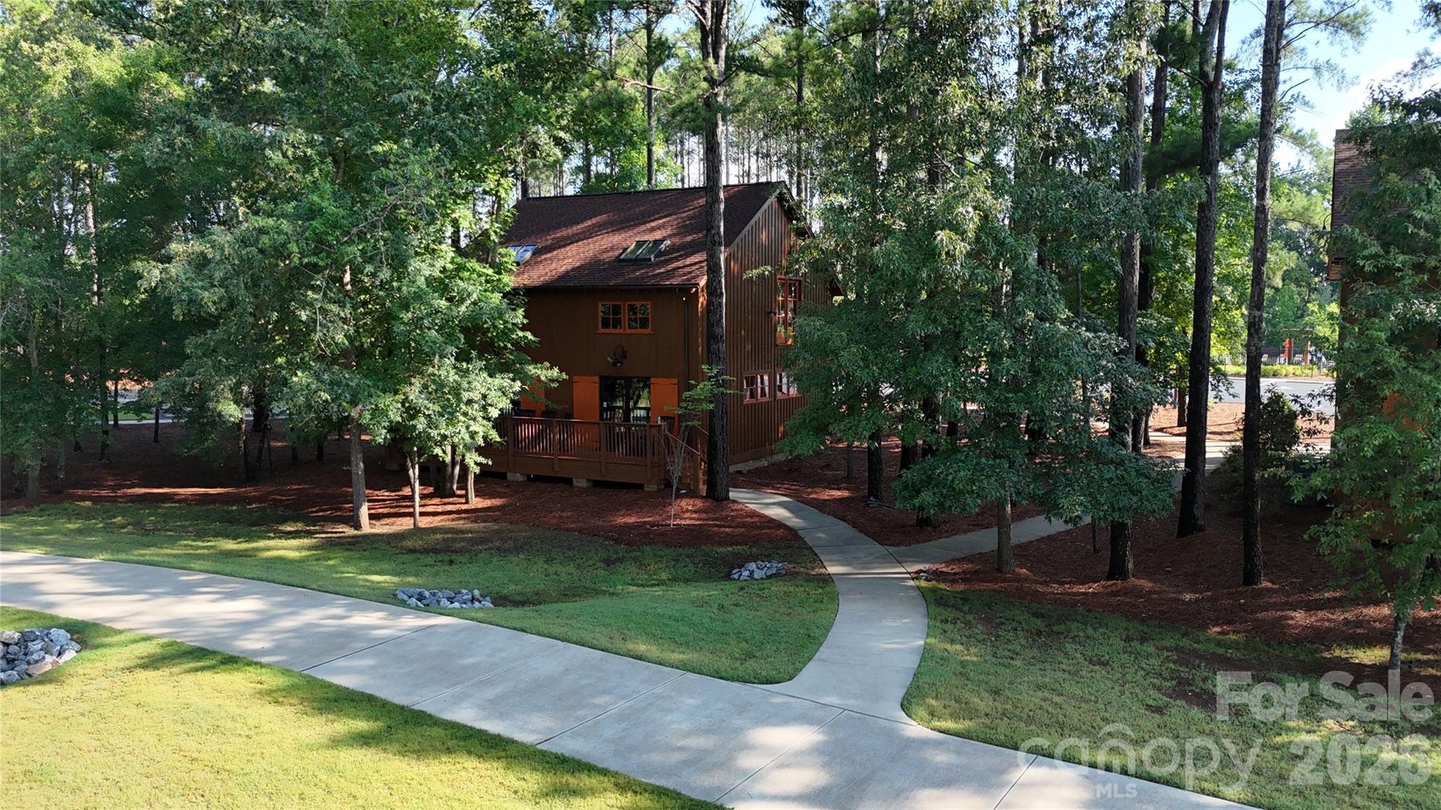 main property photo 35
