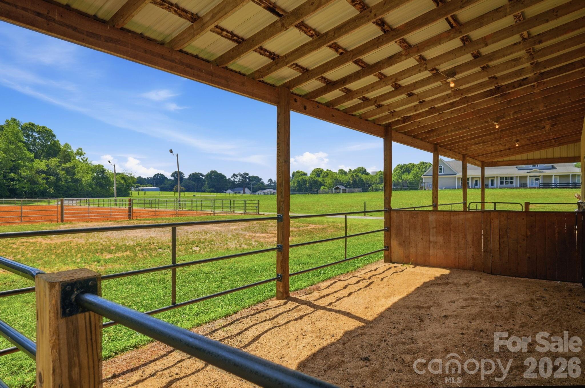 main property photo 29