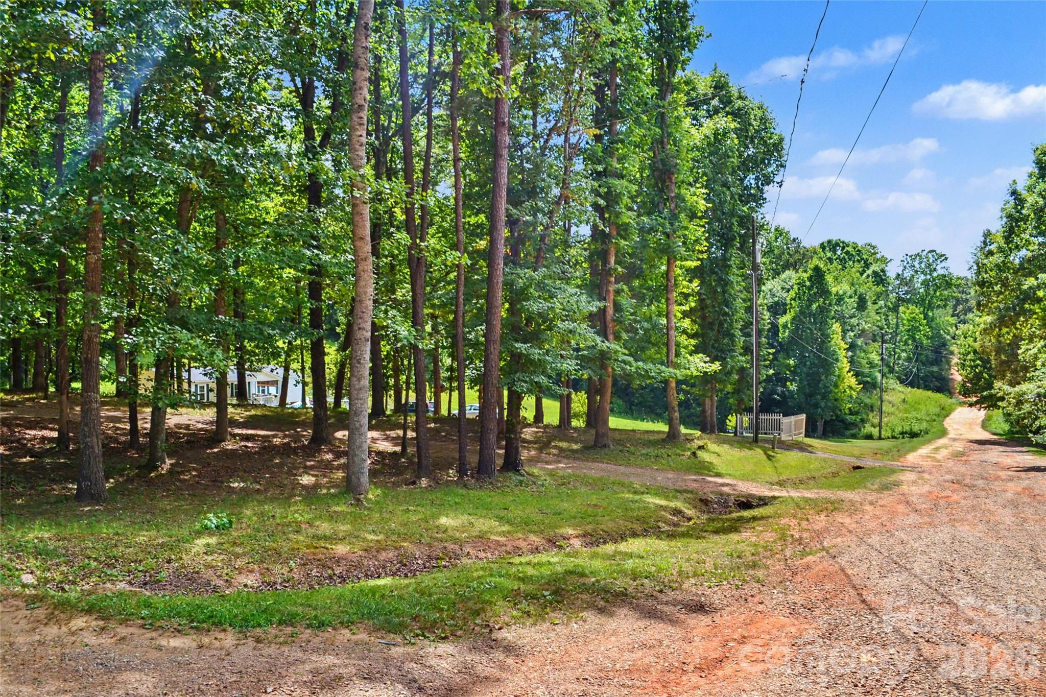 main property photo 32