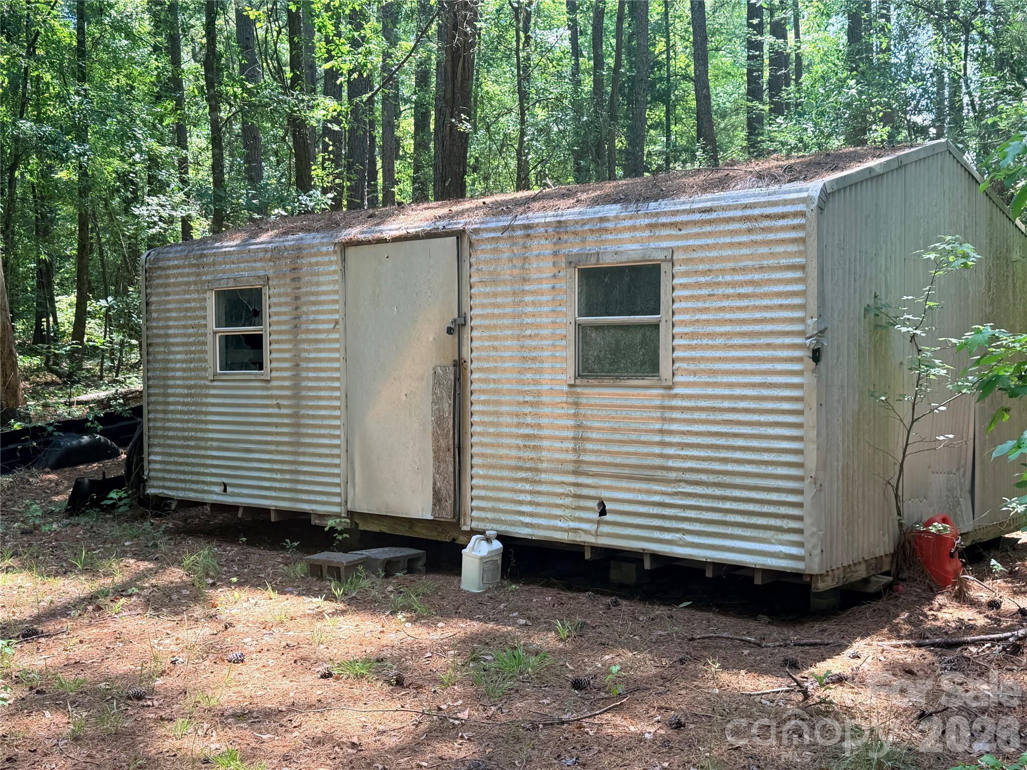 main property photo 14