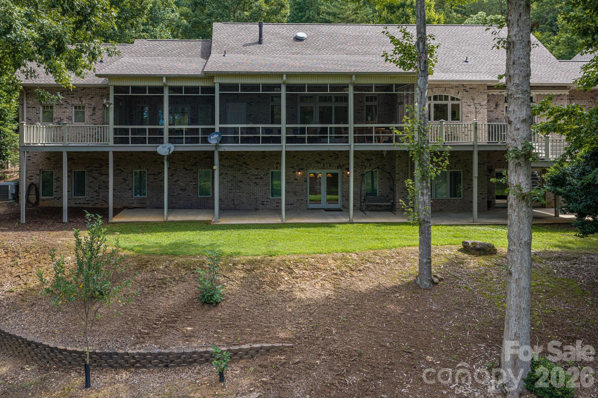 main property photo 27