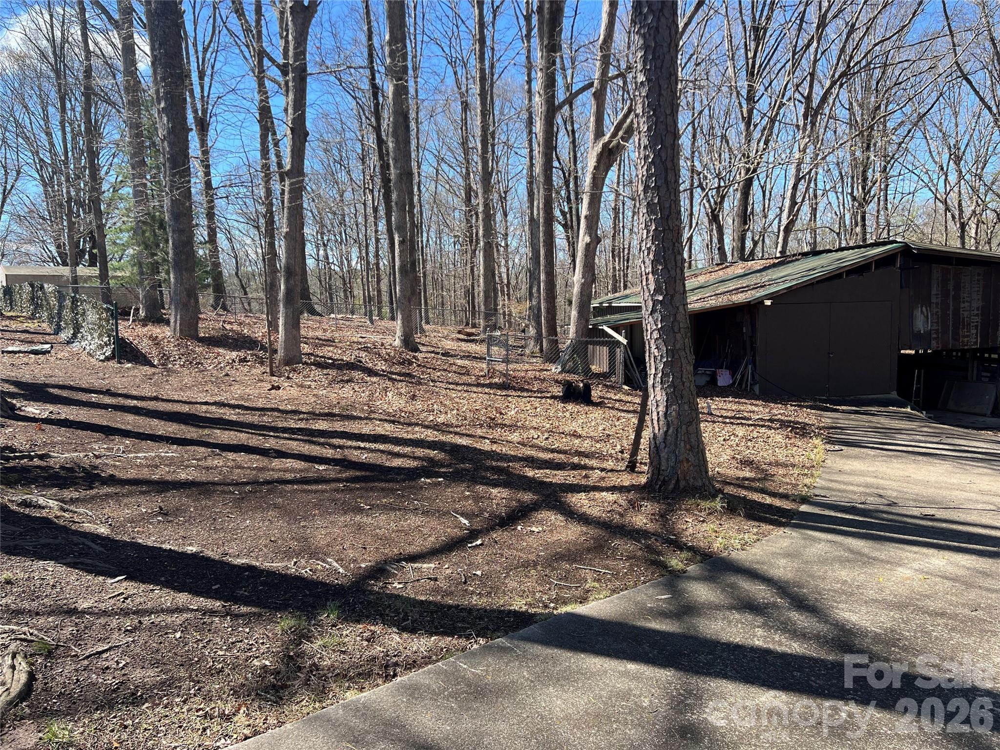 main property photo 30