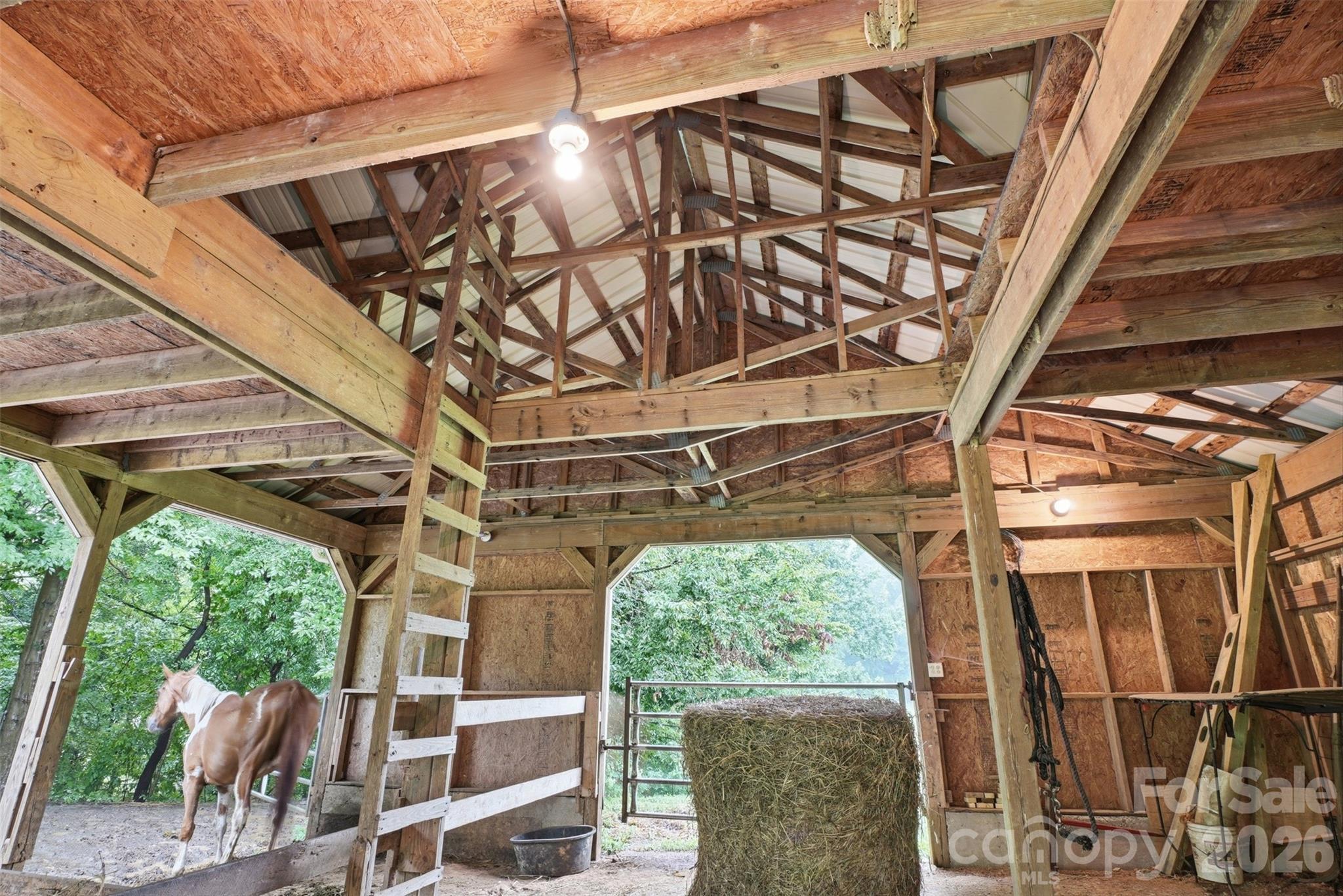 main property photo 31