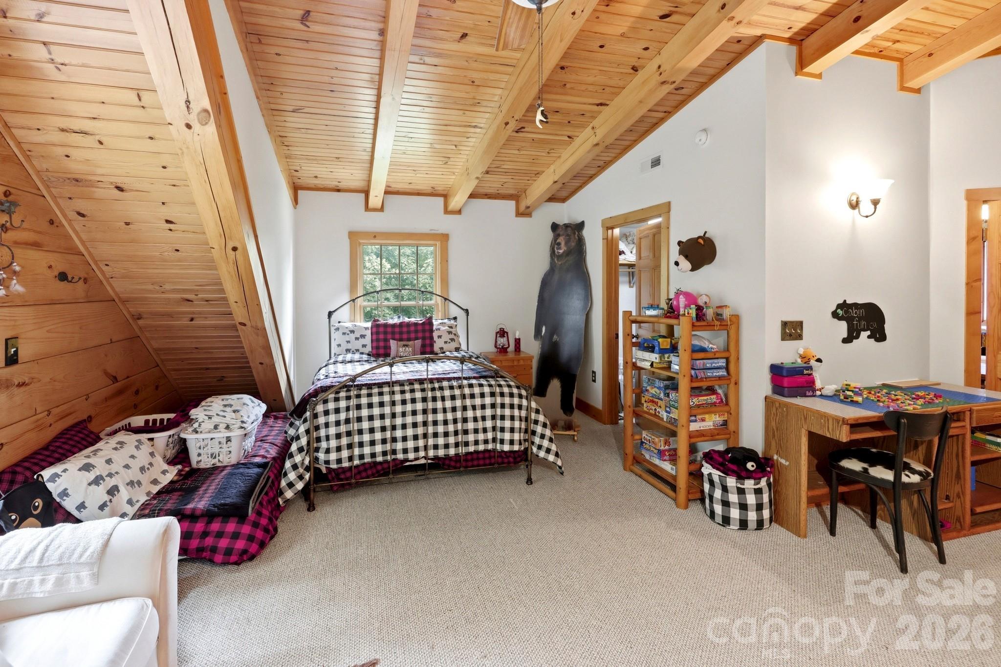 main property photo 32