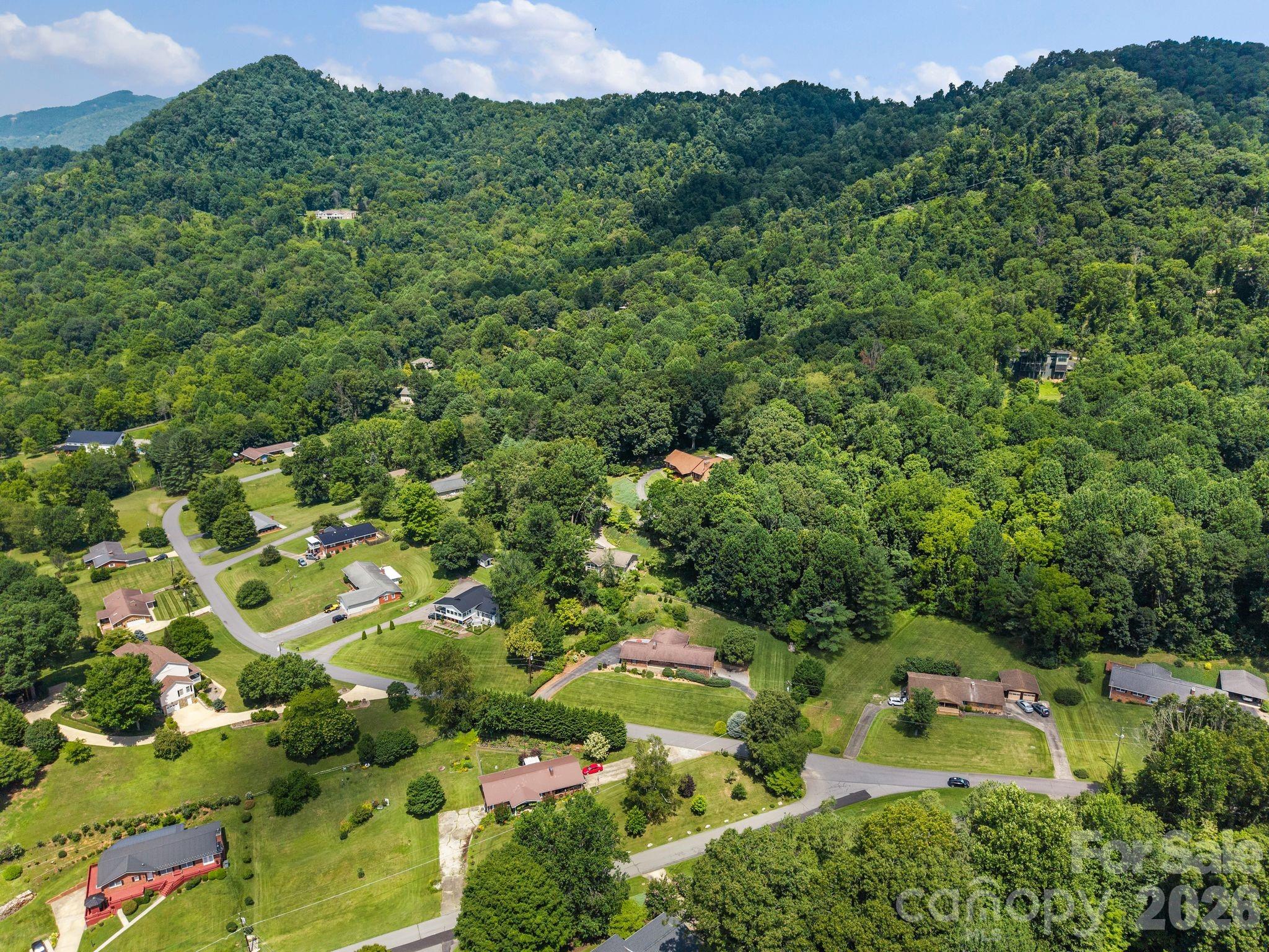 main property photo 40